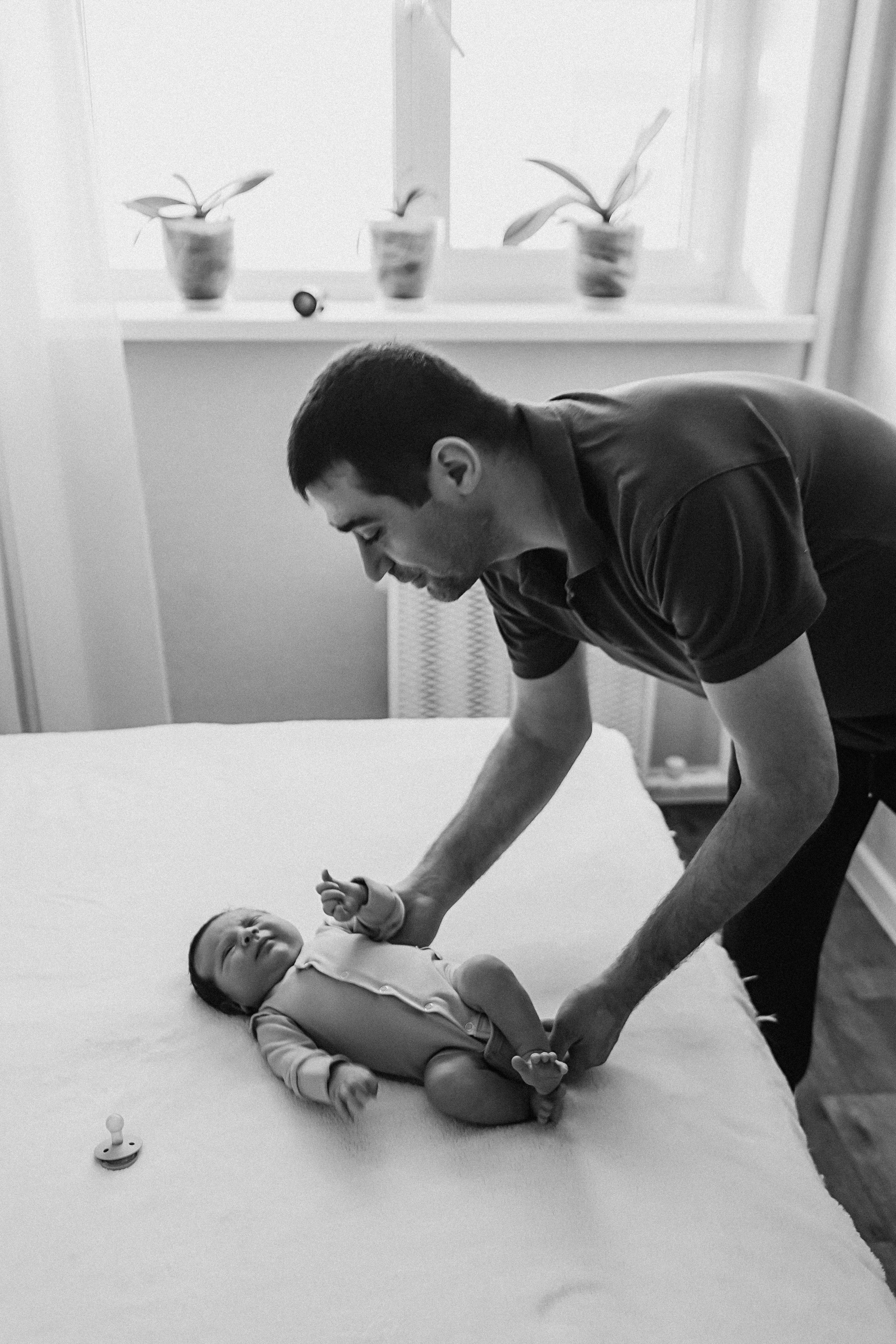 Максим. Семейный фотограф Тюмень, фотограф на роды Салмина Мария