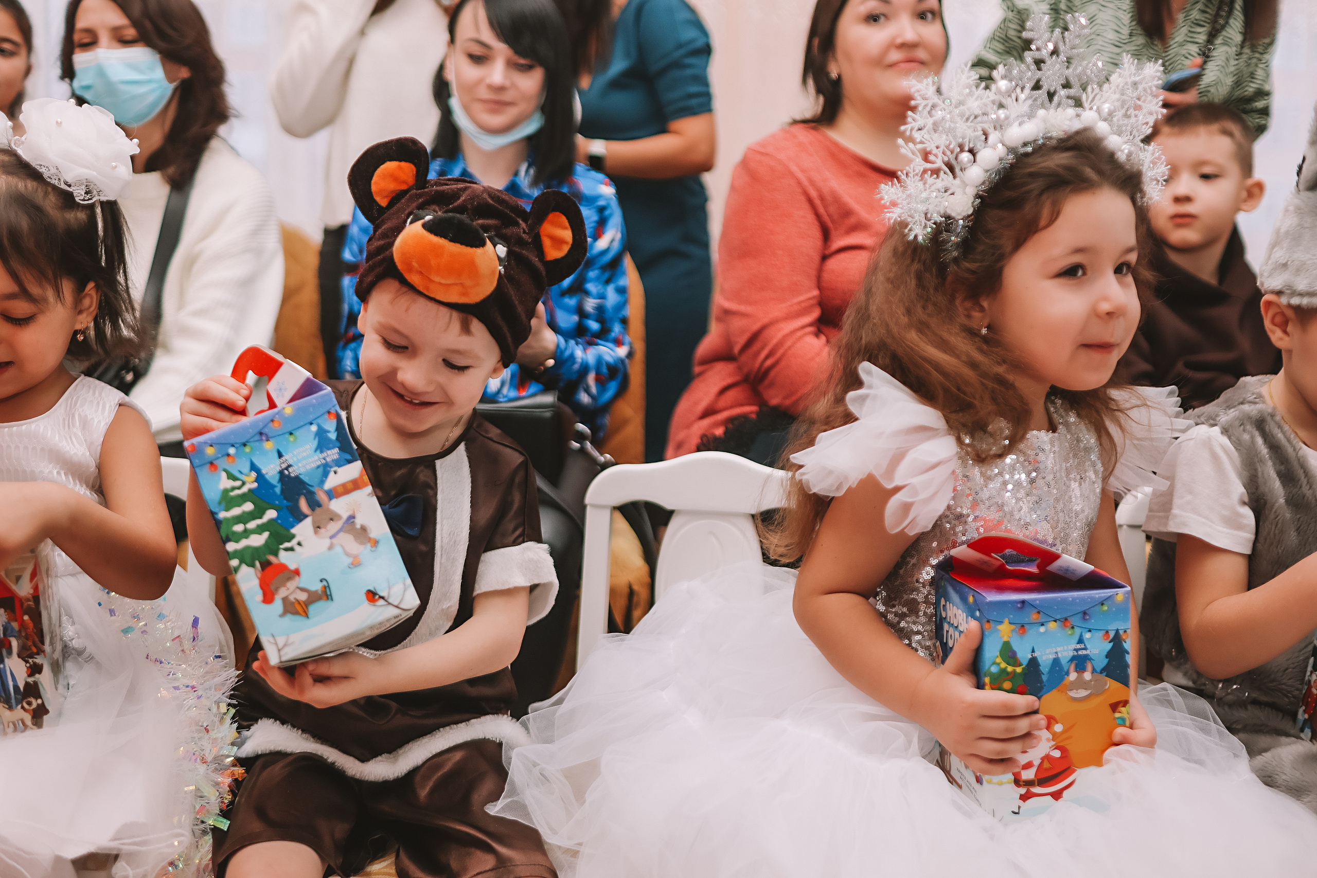 Репортаж новогоднего утренника. Семейный фотограф Тюмень, фотограф на роды Салмина Мария