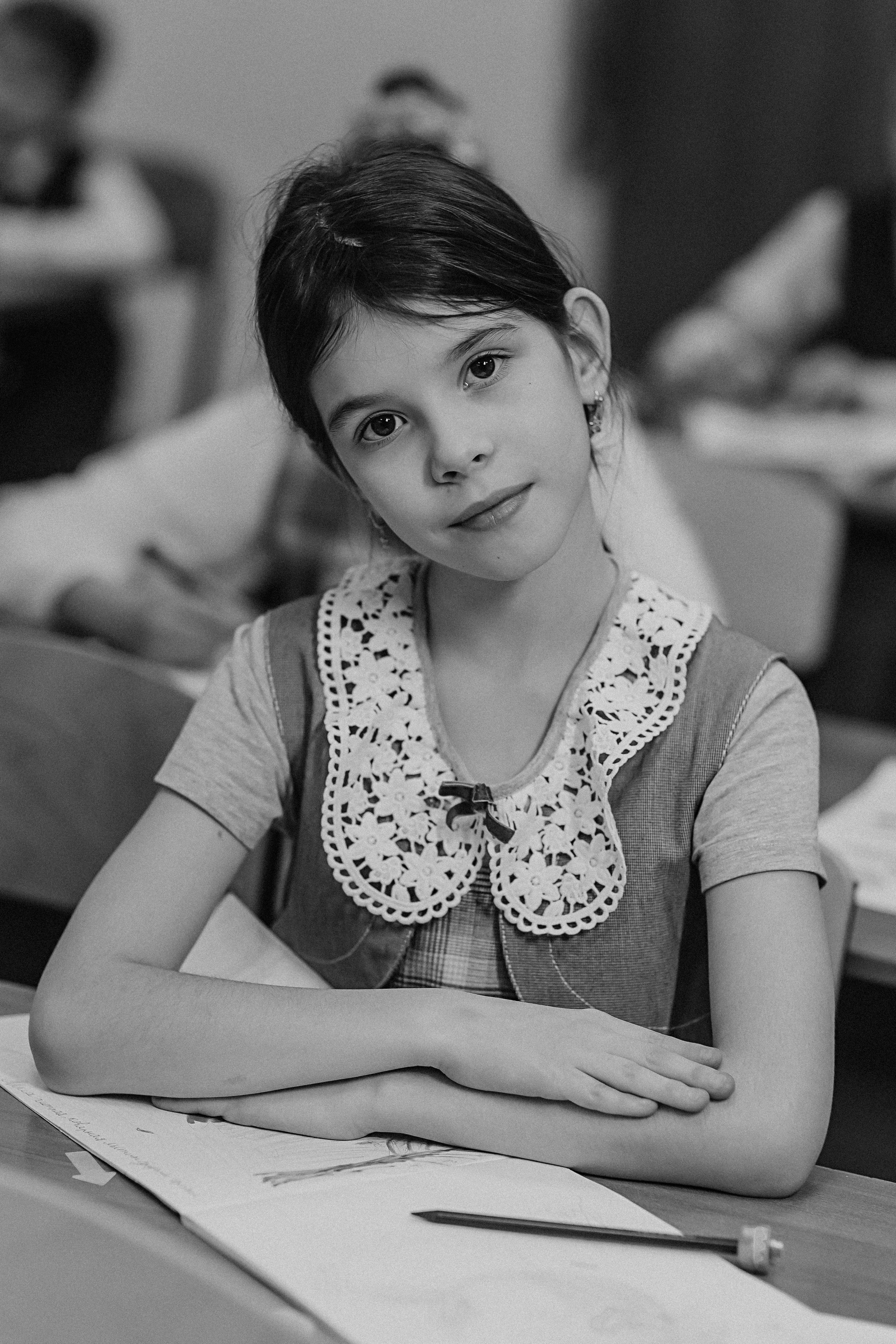 2 класс в школе. Семейный фотограф Тюмень, фотограф на роды Салмина Мария