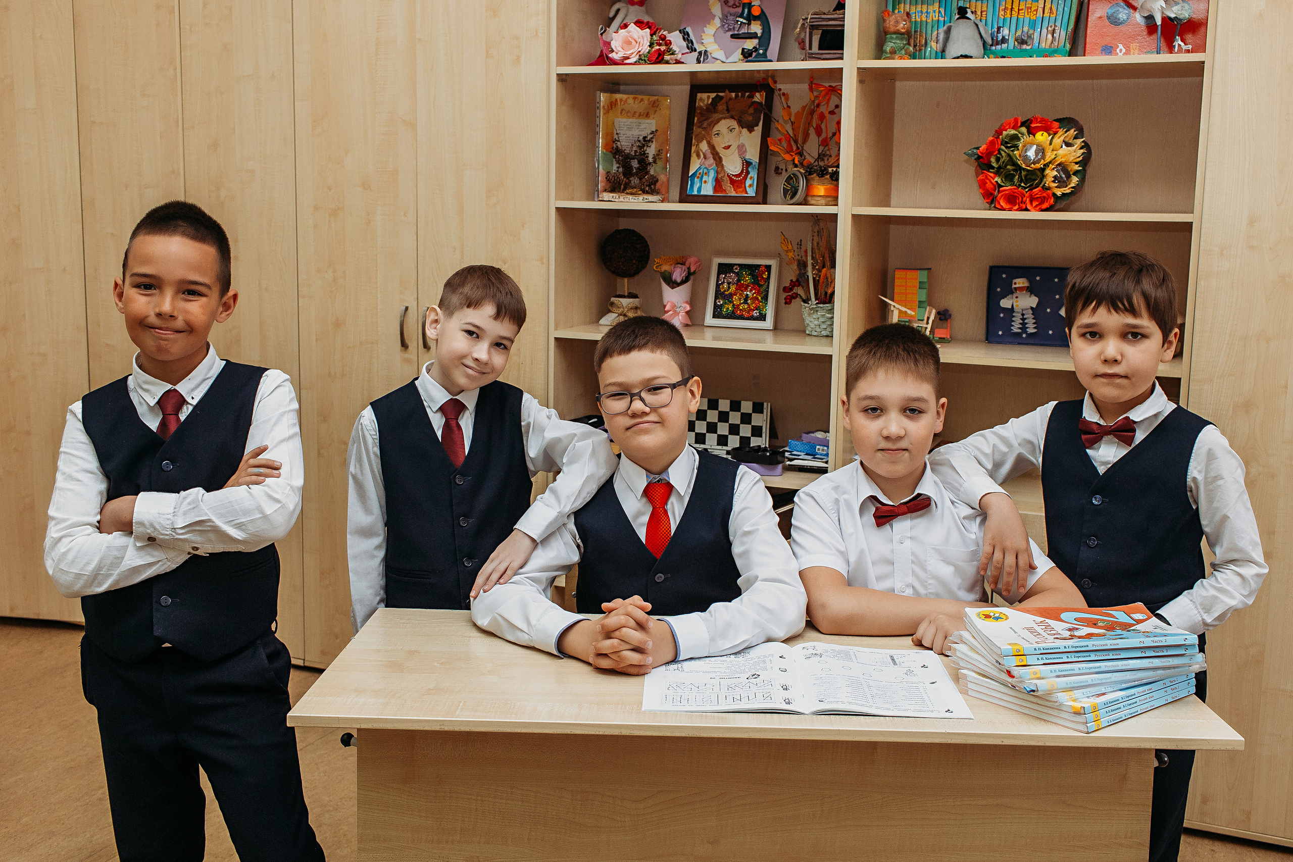 2 класс. Семейный фотограф Тюмень, фотограф на роды Салмина Мария