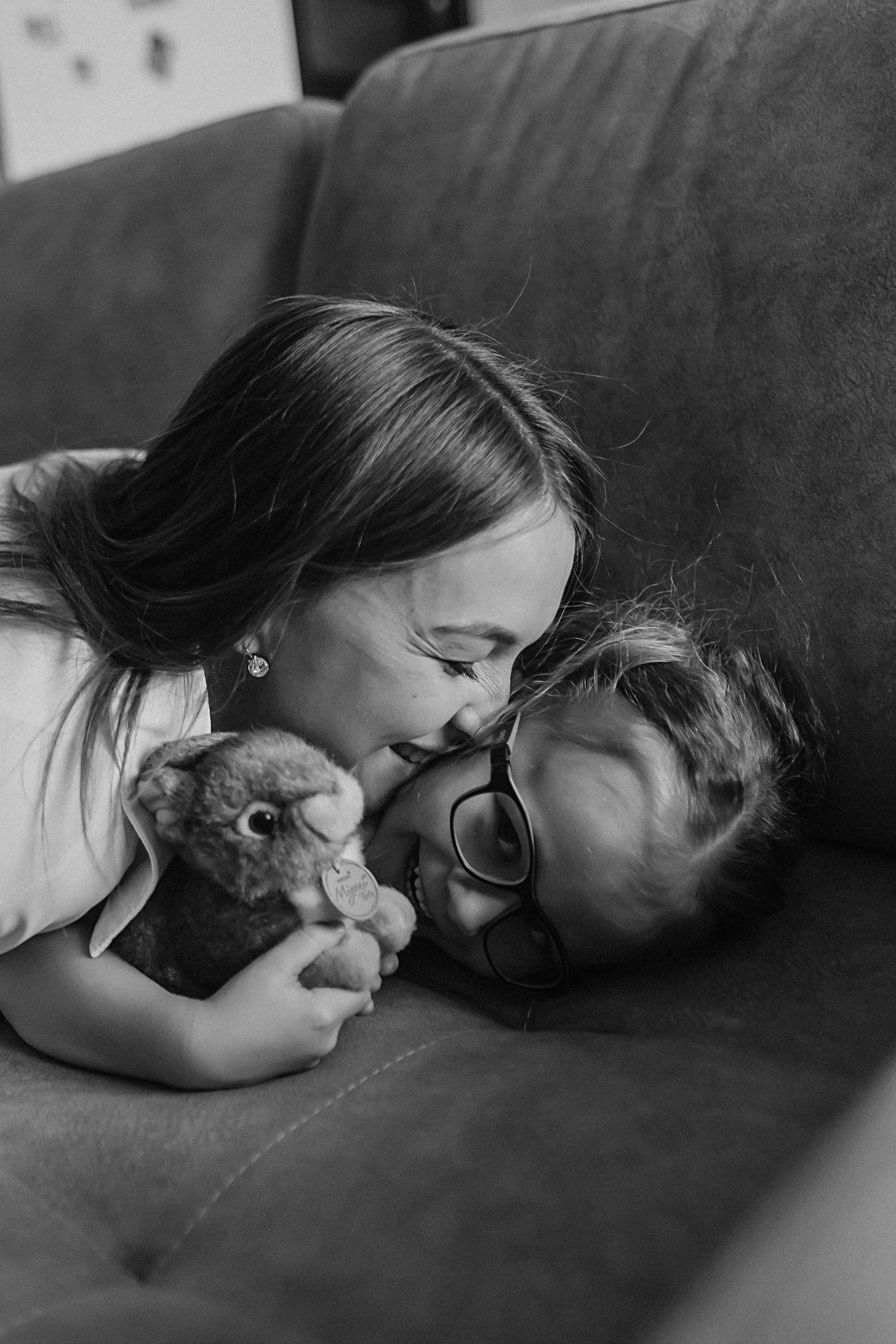 Мама дочка. Семейный фотограф Тюмень, фотограф на роды Салмина Мария