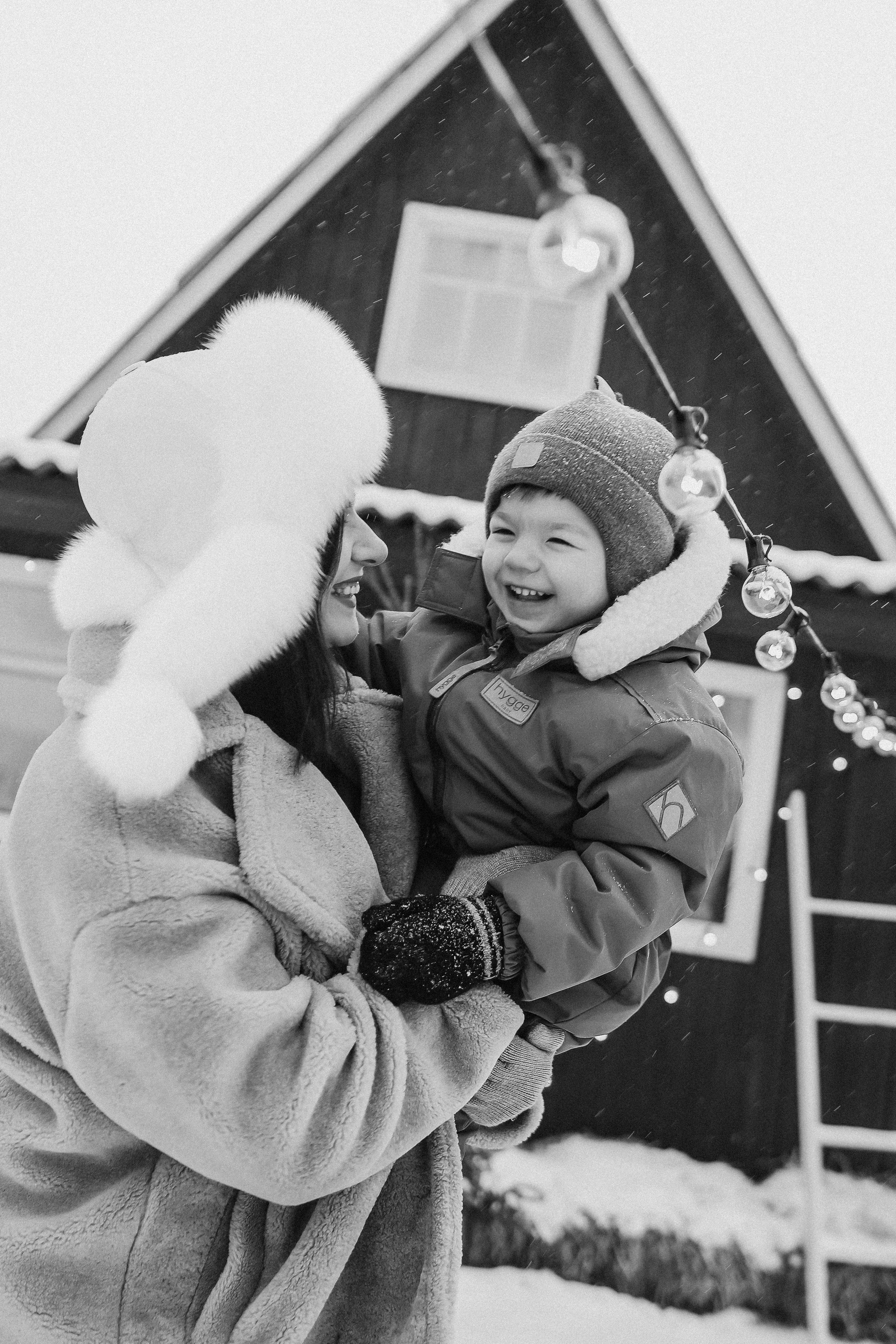 Локация Тишина (семья). Семейный фотограф Тюмень, фотограф на роды Салмина Мария