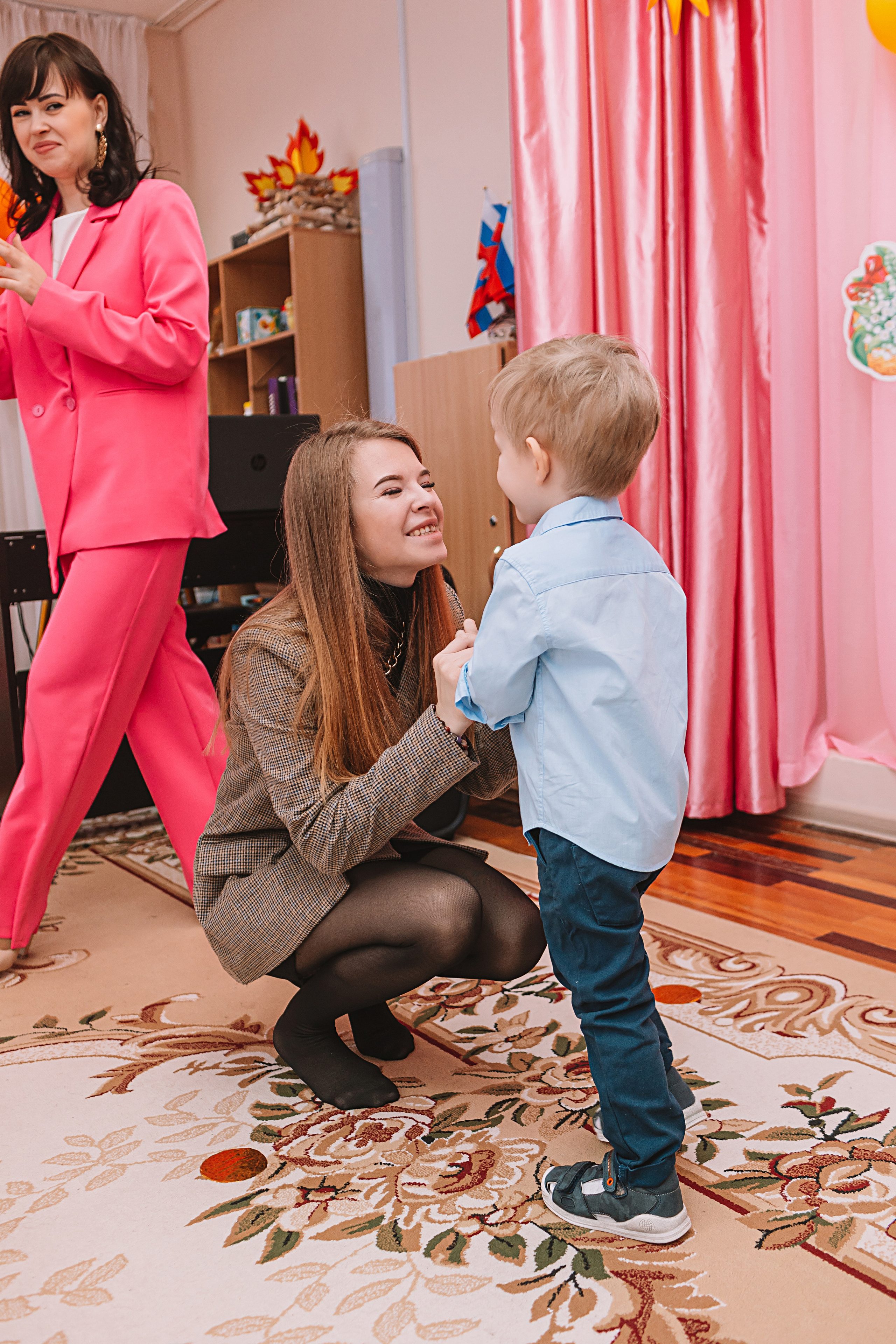 Утренник садик. Семейный фотограф Тюмень, фотограф на роды Салмина Мария