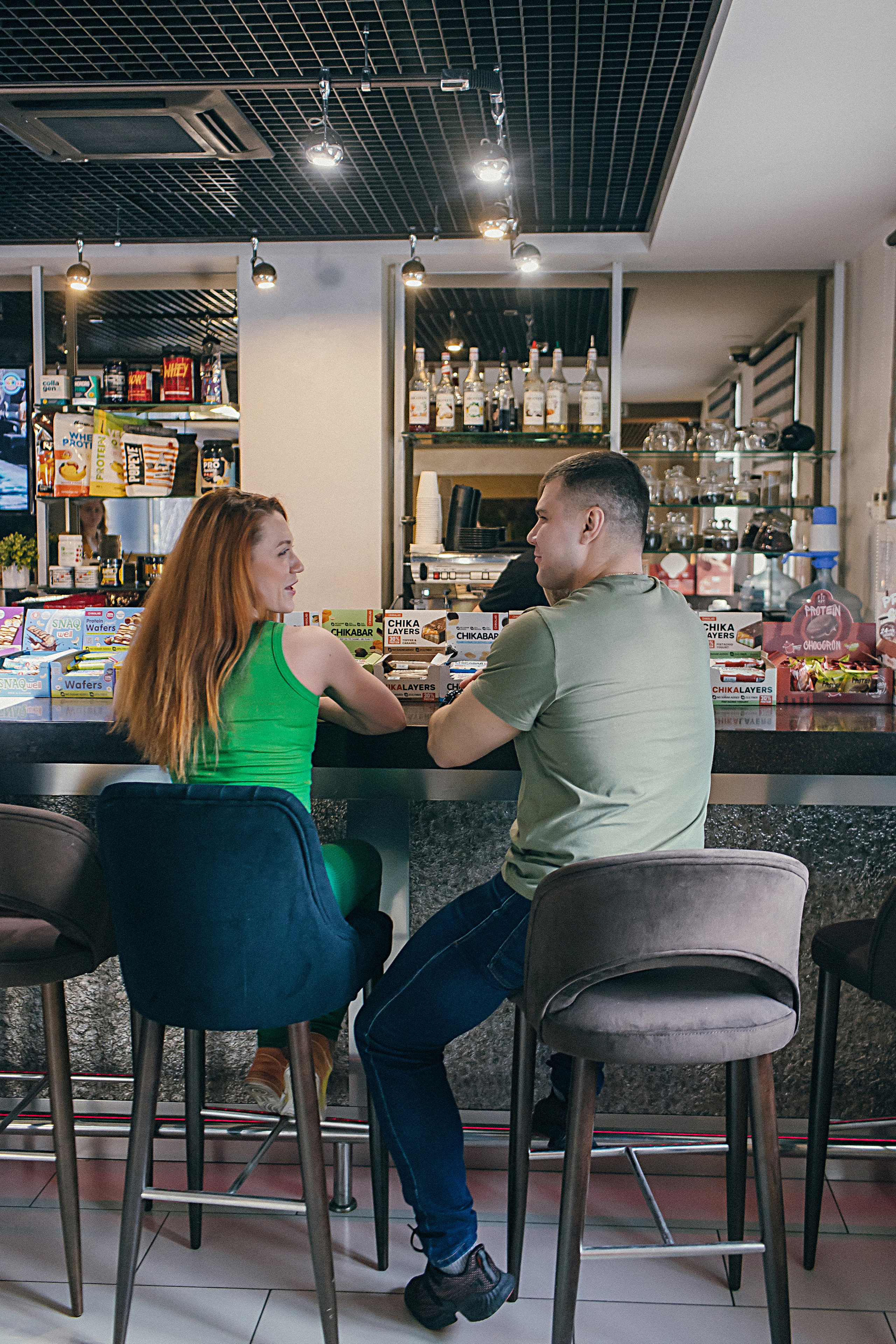 Бар спортивного питания. Семейный фотограф Тюмень, фотограф на роды Салмина Мария