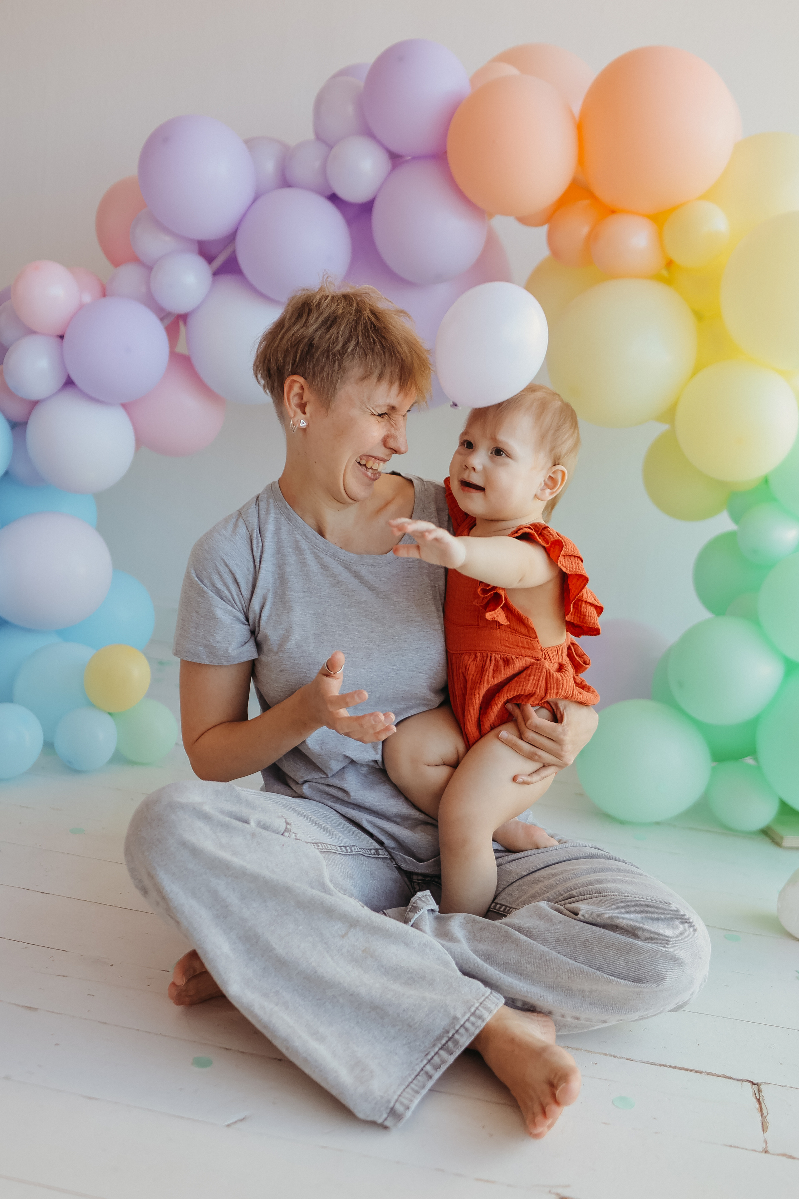 Годик в ВВ студио. Семейный фотограф Тюмень, фотограф на роды Салмина Мария