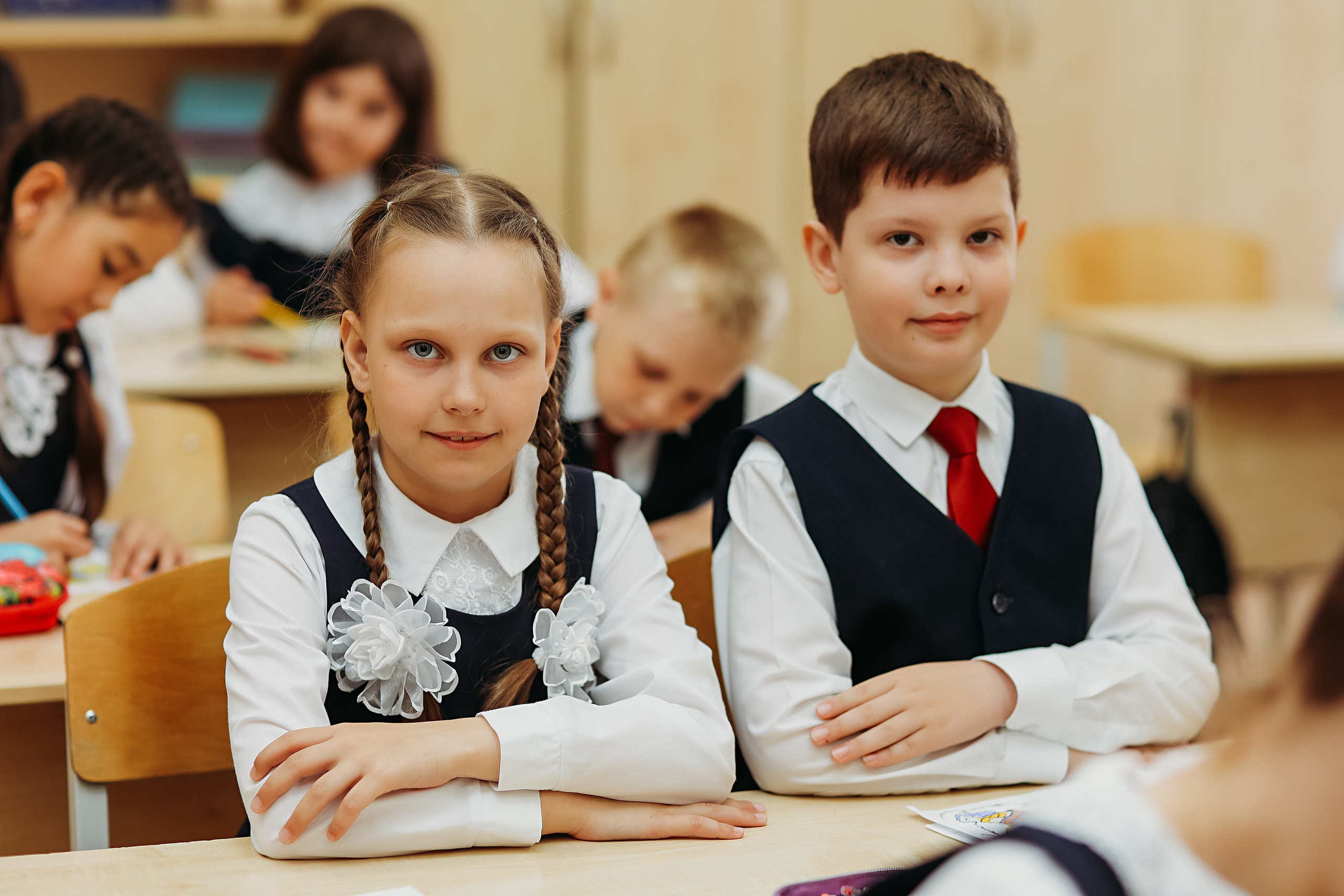 2 класс. Семейный фотограф Тюмень, фотограф на роды Салмина Мария