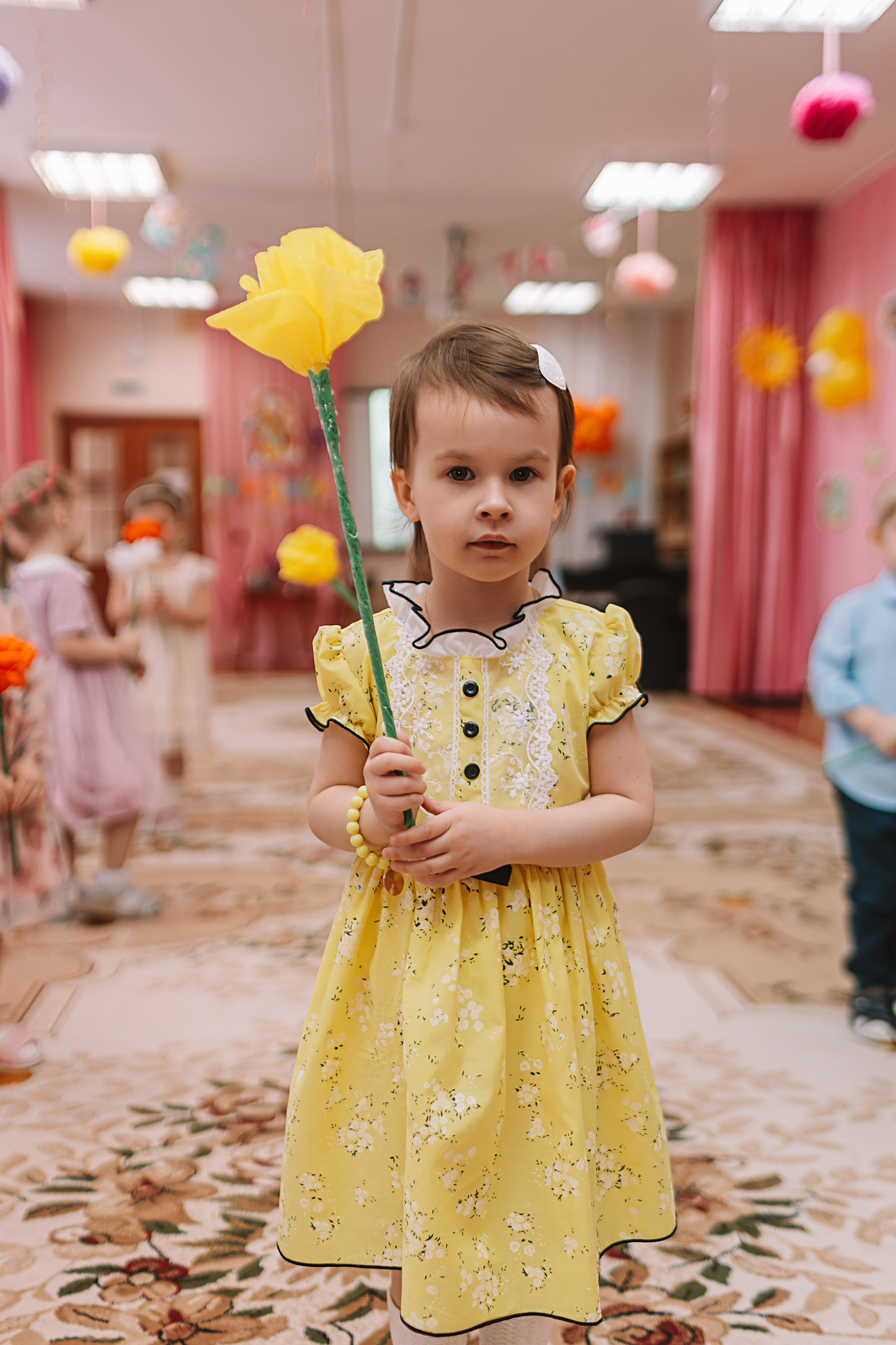 Утренник садик. Семейный фотограф Тюмень, фотограф на роды Салмина Мария