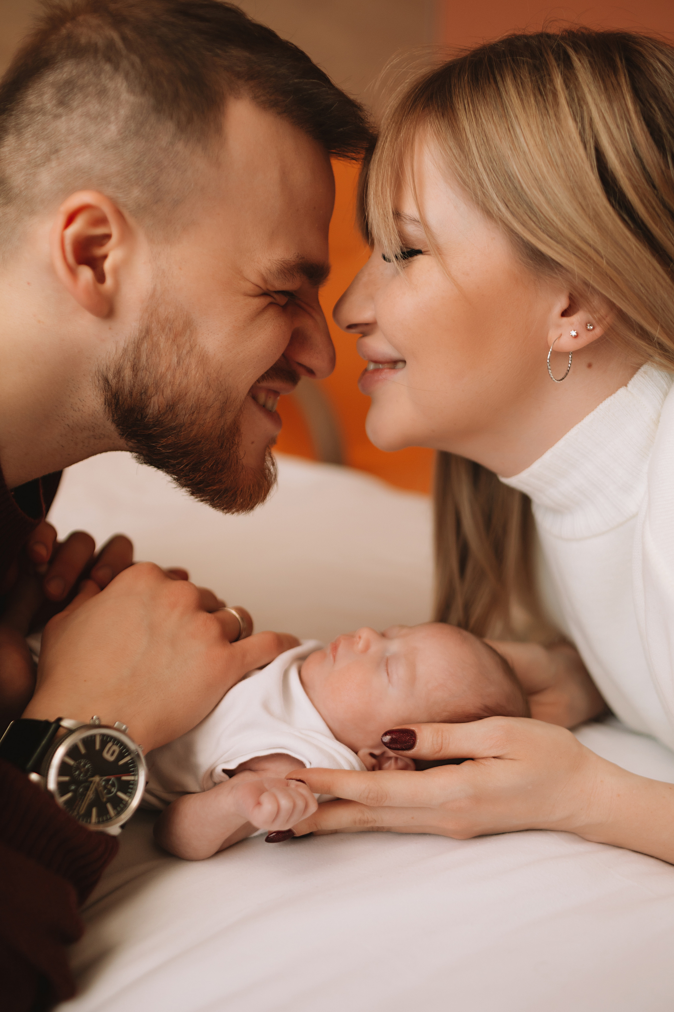 Выписка Мать и Дитя. Семейный фотограф Тюмень, фотограф на роды Салмина Мария