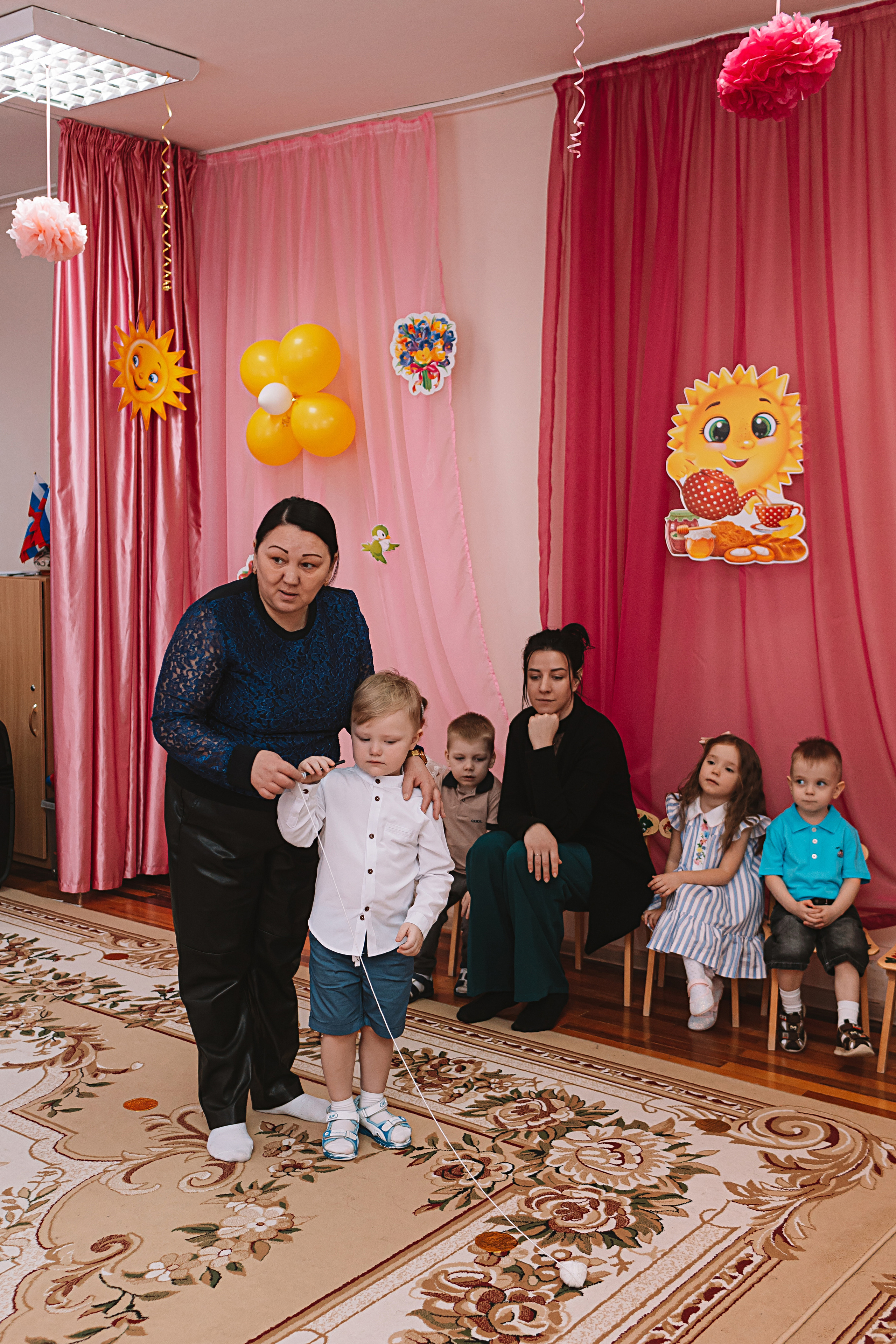 Утренник садик. Семейный фотограф Тюмень, фотограф на роды Салмина Мария