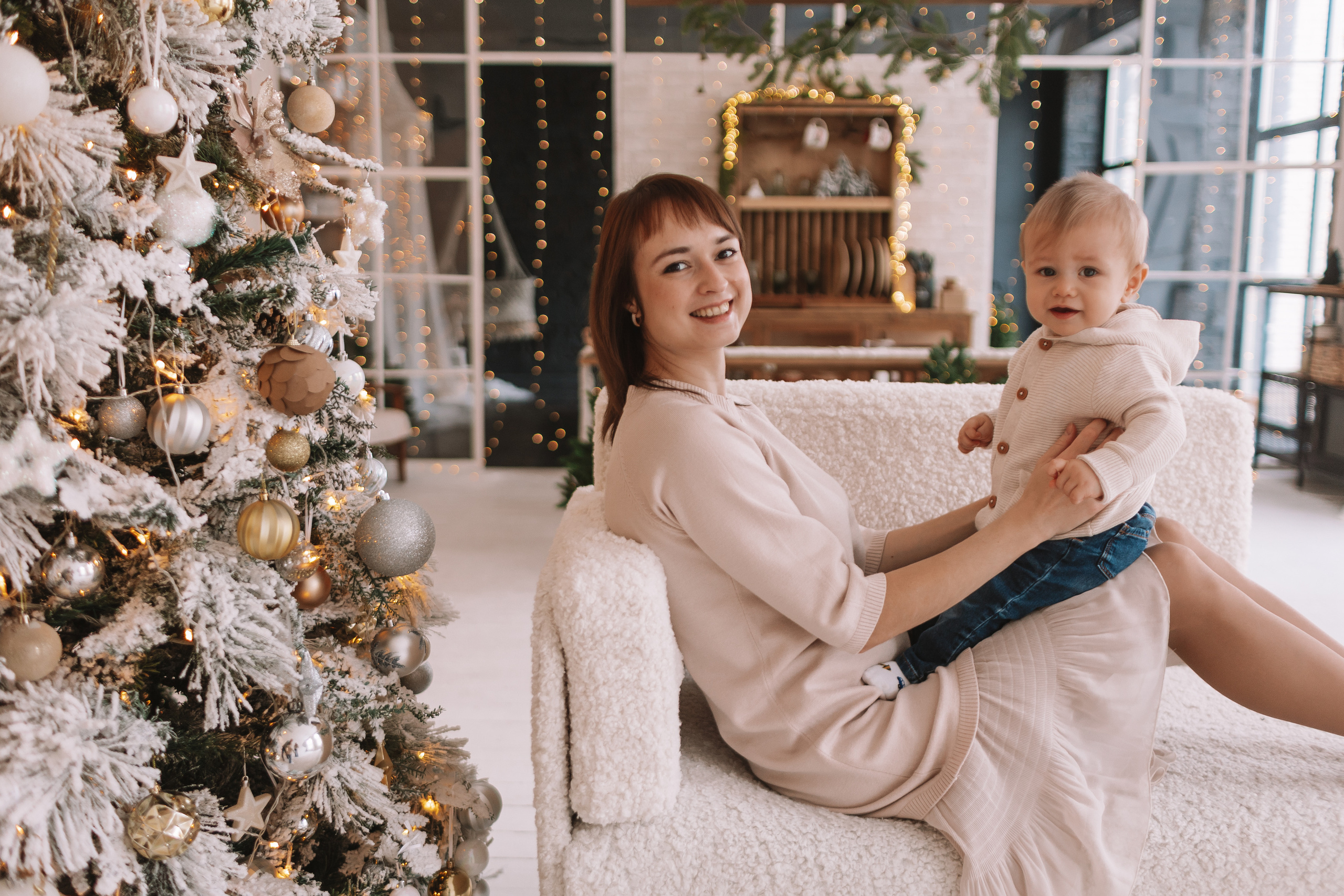 Студия Рояль (новогодняя). Семейный фотограф Тюмень, фотограф на роды Салмина Мария