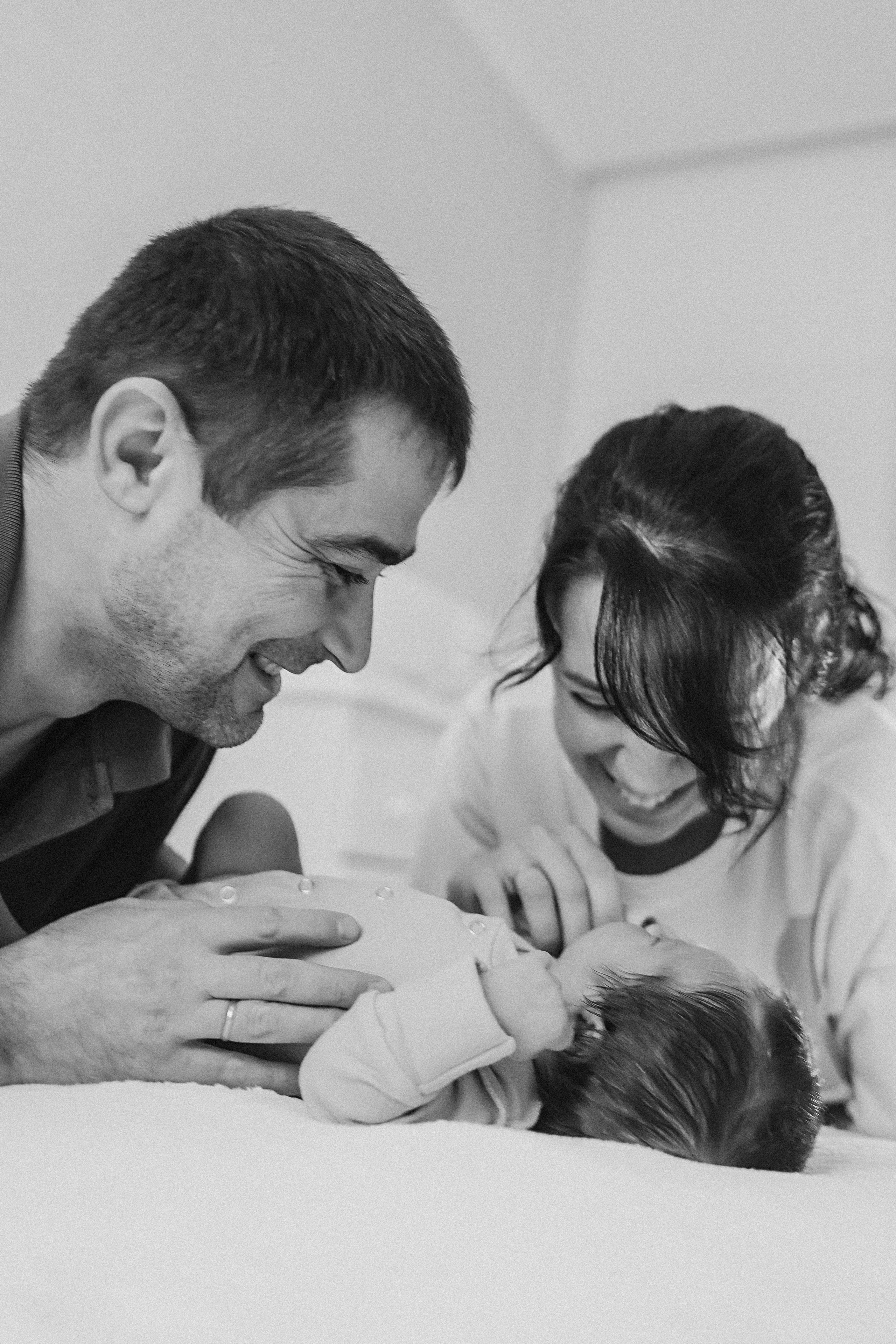 Максим. Семейный фотограф Тюмень, фотограф на роды Салмина Мария