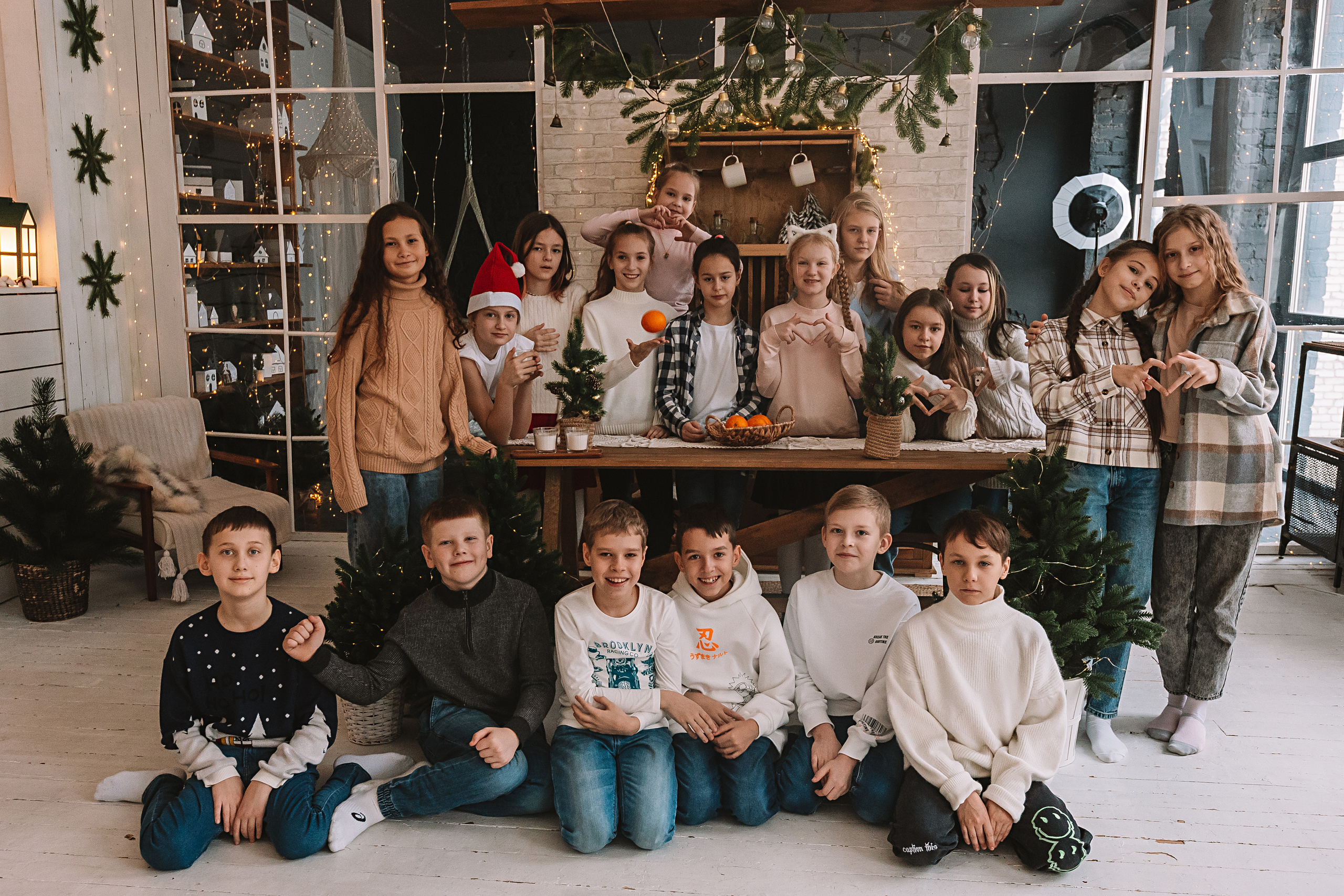 Новогодняя школьная в студии. Семейный фотограф Тюмень, фотограф на роды Салмина Мария