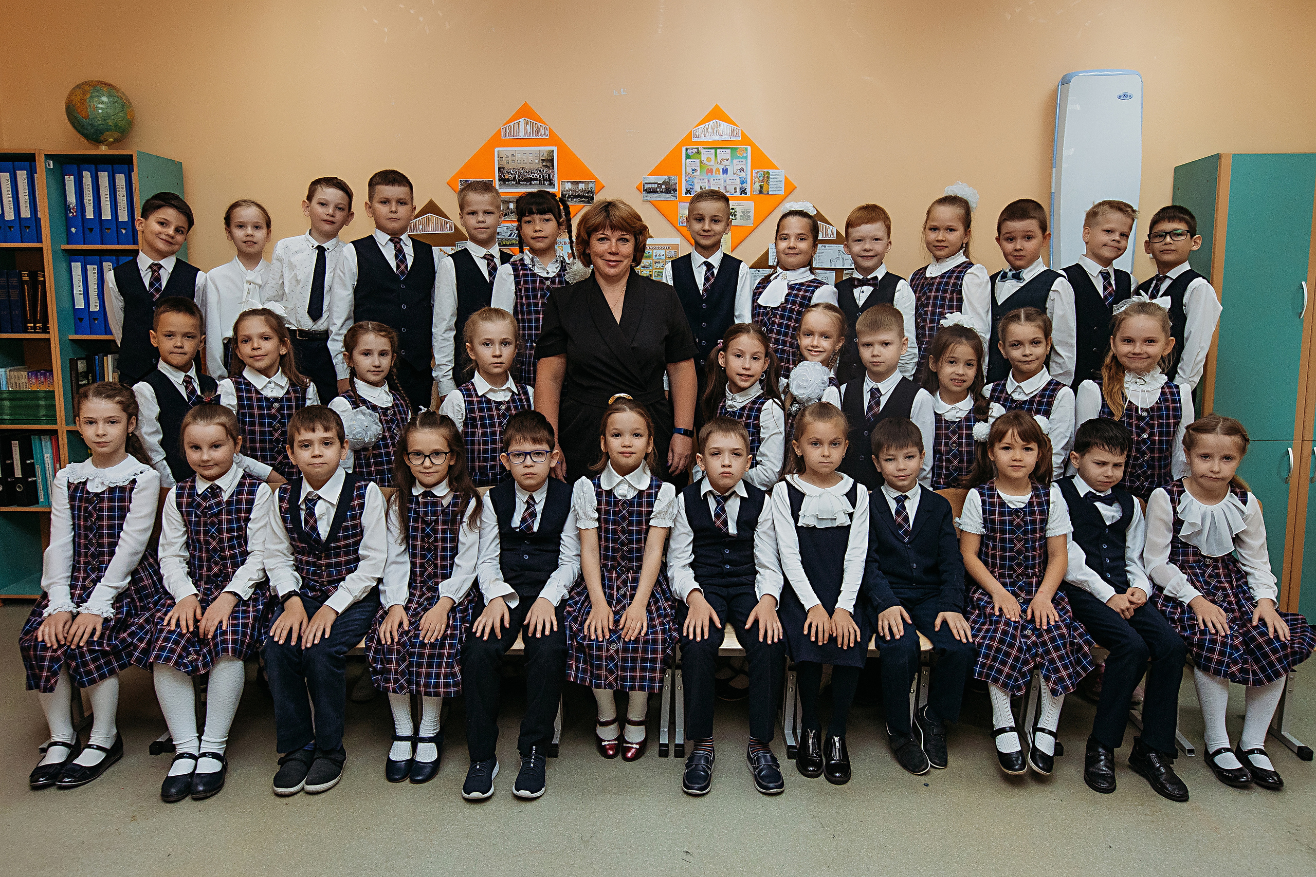 Общее+портреты школа. Семейный фотограф Тюмень, фотограф на роды Салмина Мария