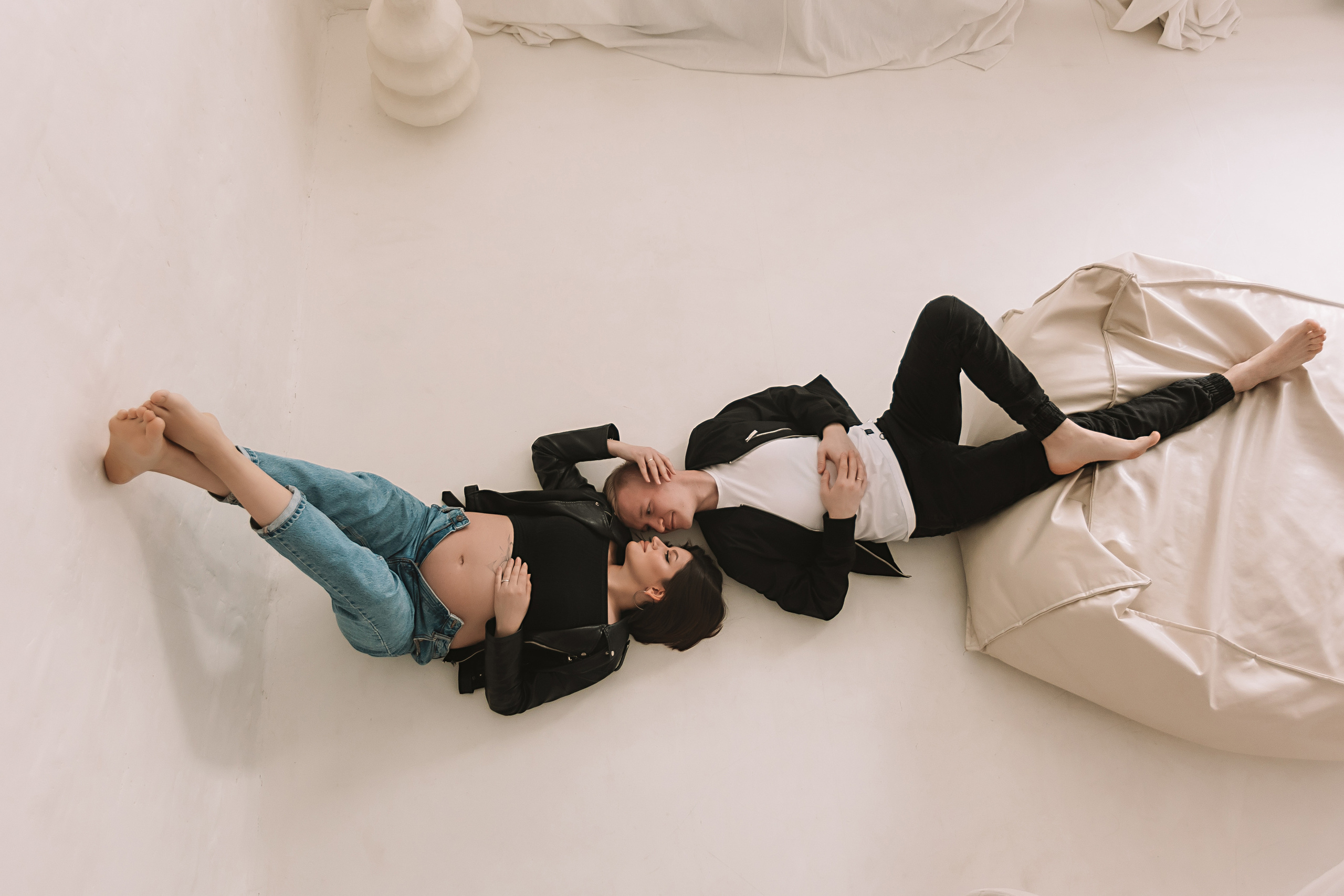 Студия 216 (зал 215). Семейный фотограф Тюмень, фотограф на роды Салмина Мария