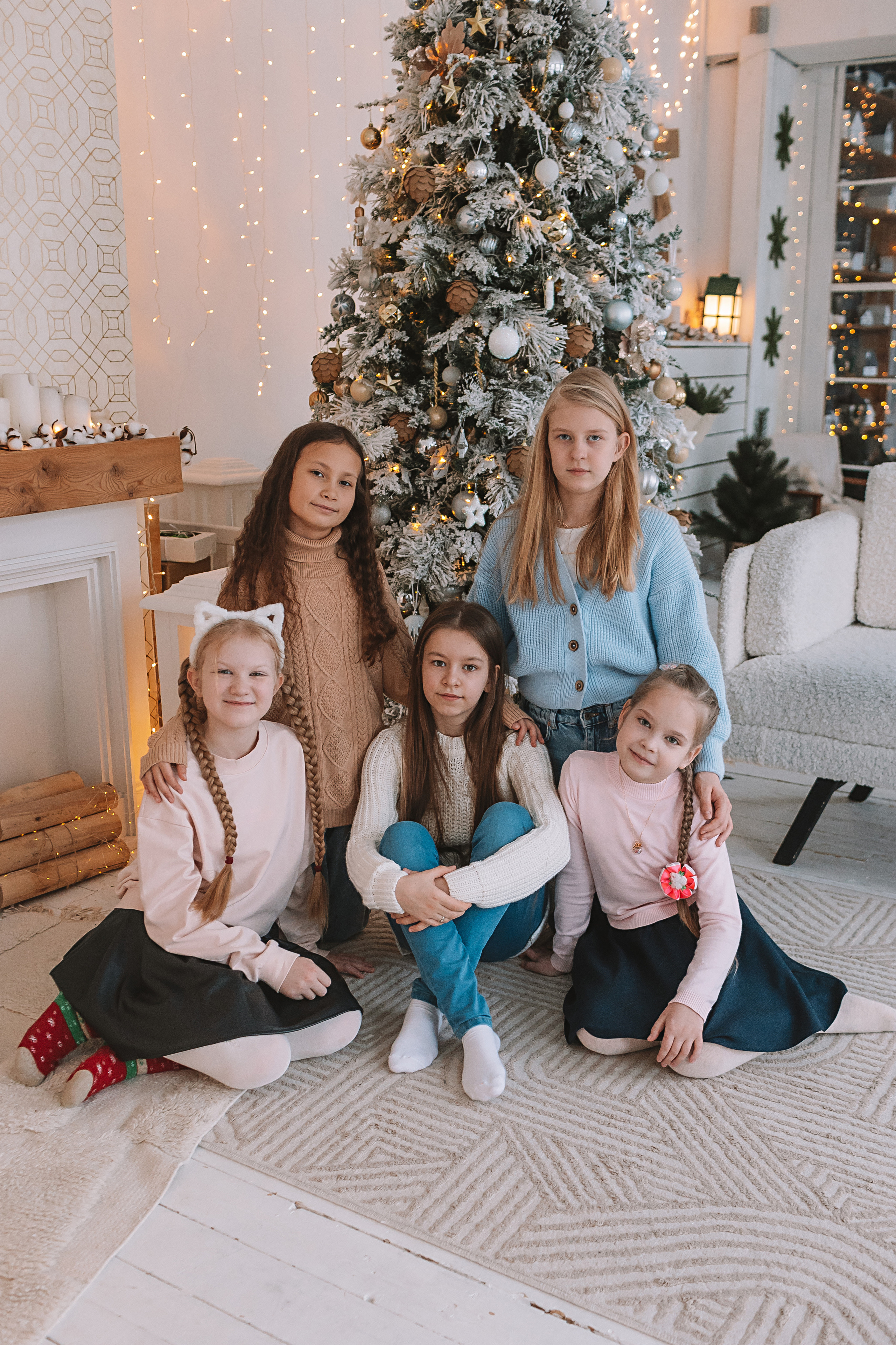 Новогодняя школьная в студии. Семейный фотограф Тюмень, фотограф на роды Салмина Мария