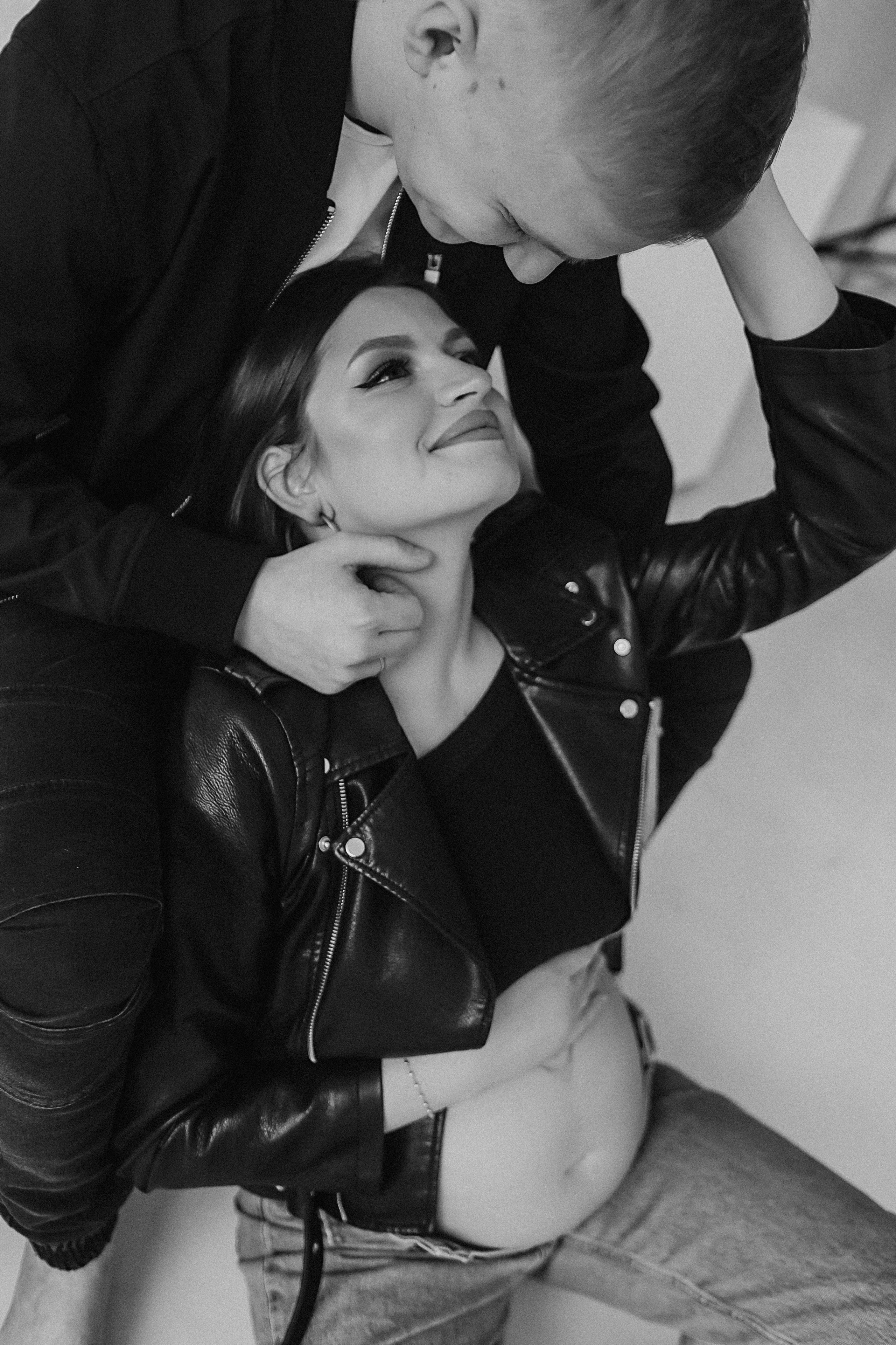 Студия 216 (зал 215). Семейный фотограф Тюмень, фотограф на роды Салмина Мария