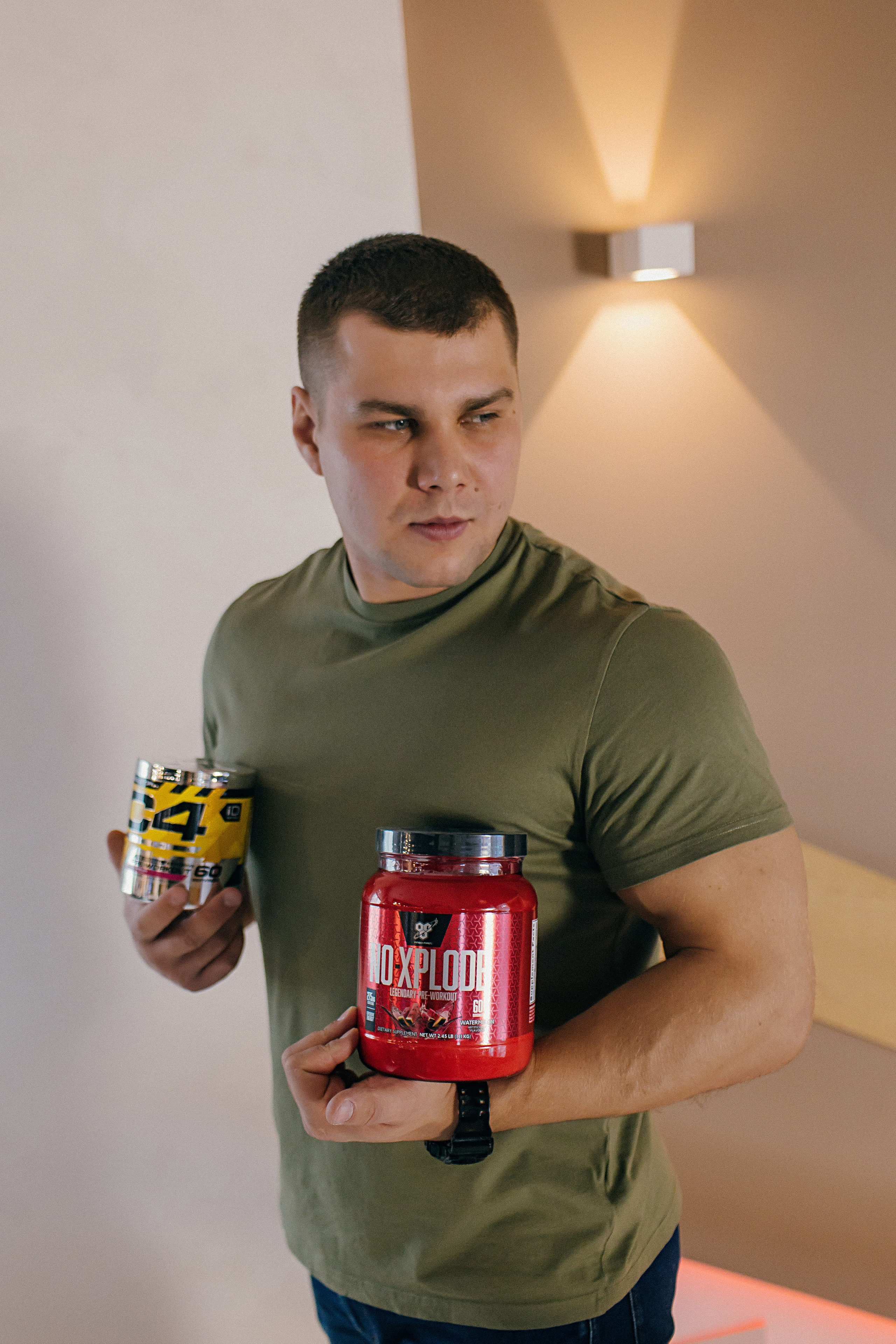 Бар спортивного питания. Семейный фотограф Тюмень, фотограф на роды Салмина Мария