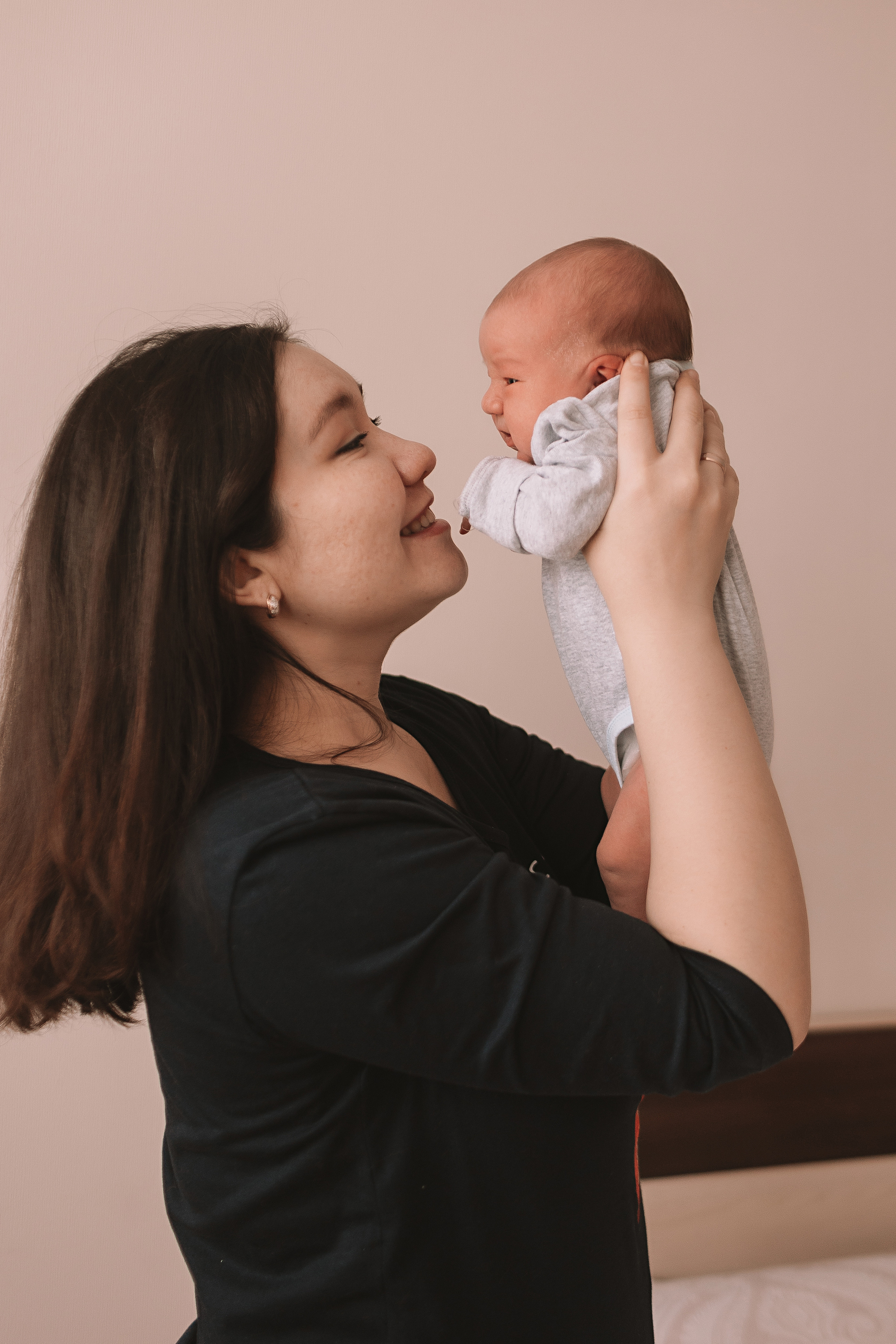 Руслан. Семейный фотограф Тюмень, фотограф на роды Салмина Мария