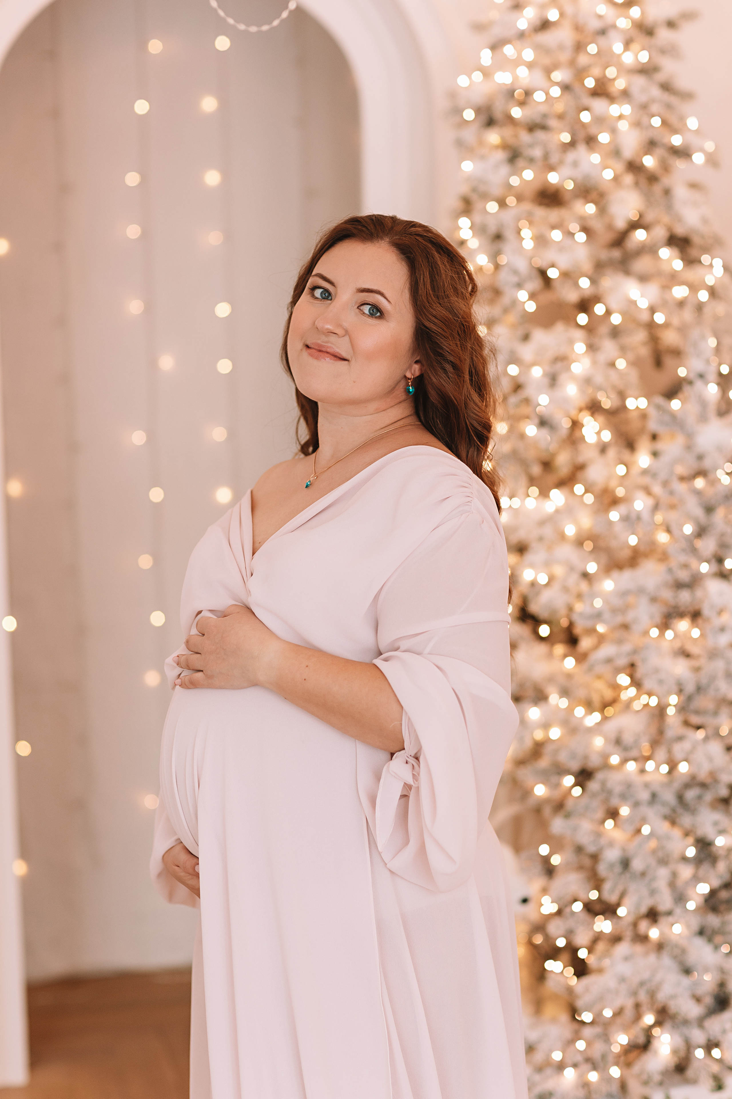 Студия Че (новогодняя). Семейный фотограф Тюмень, фотограф на роды Салмина Мария