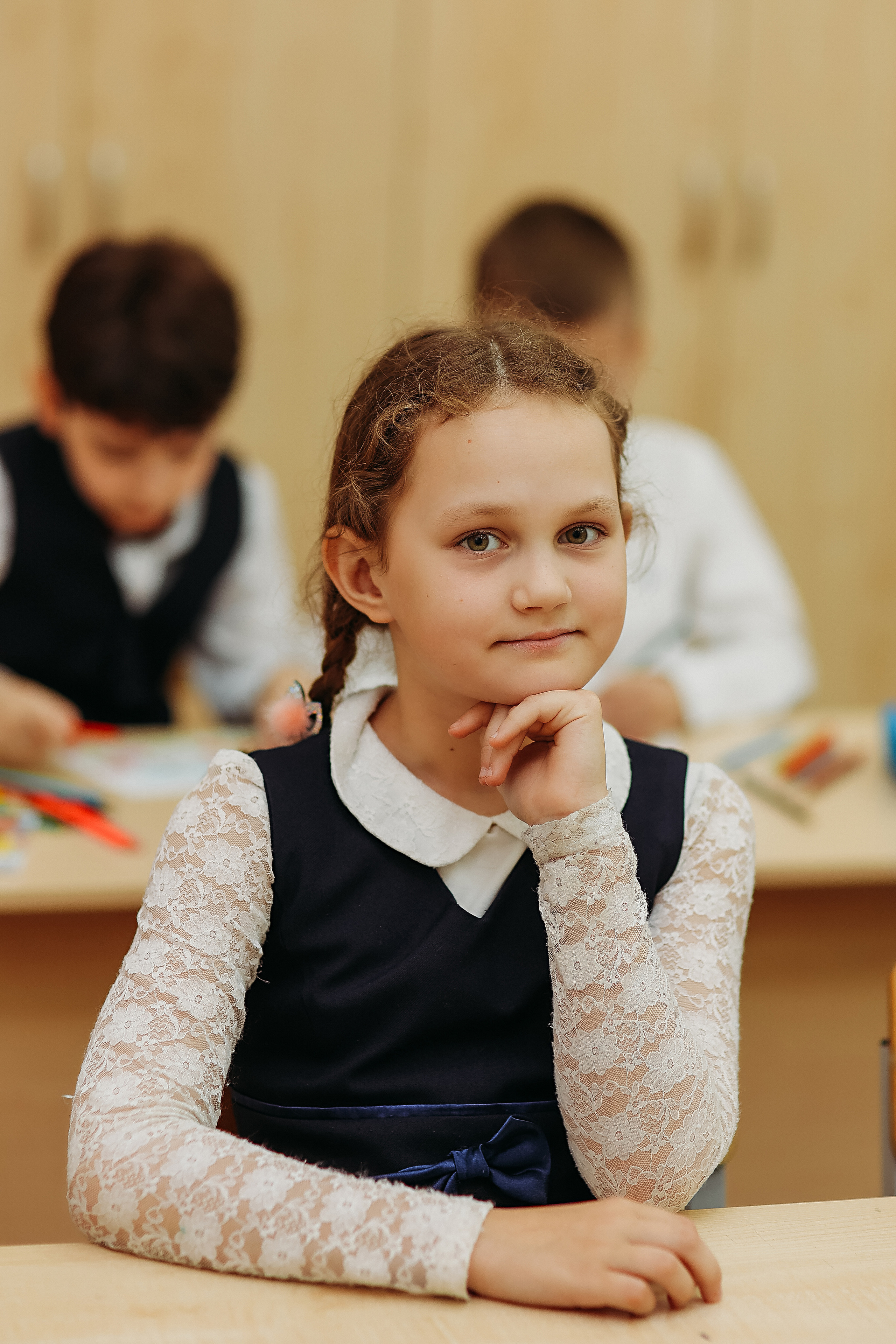 2 класс. Семейный фотограф Тюмень, фотограф на роды Салмина Мария