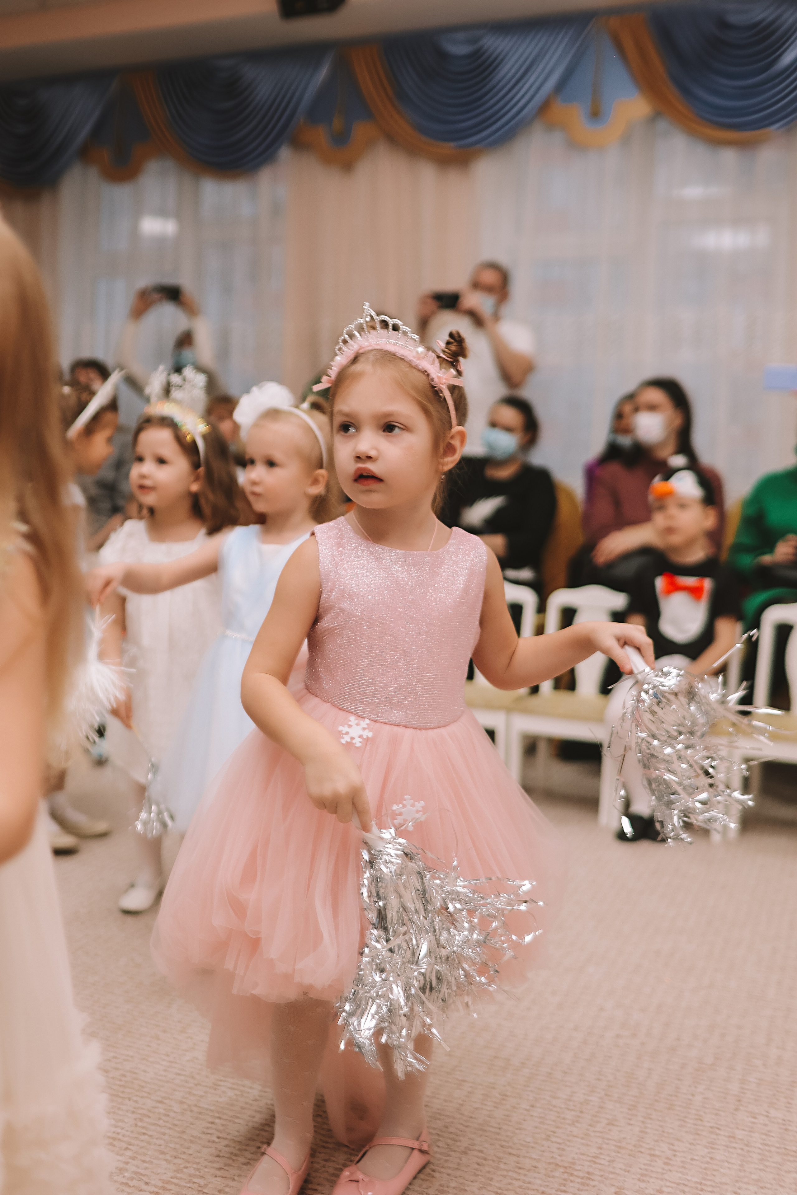 Репортаж новогоднего утренника. Семейный фотограф Тюмень, фотограф на роды Салмина Мария