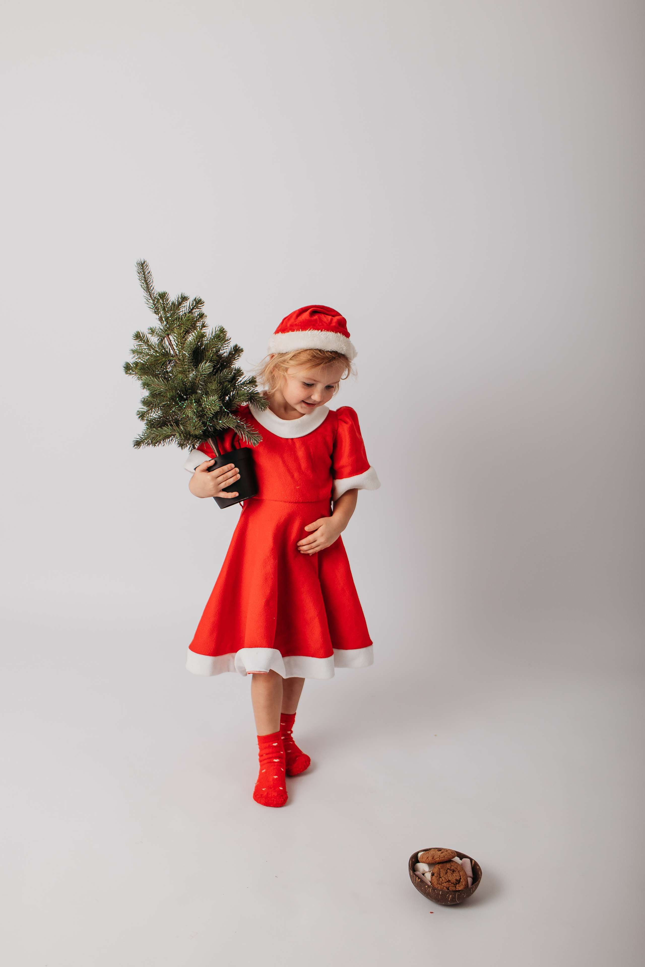 Минимализм 2022-2023. Семейный фотограф Тюмень, фотограф на роды Салмина Мария