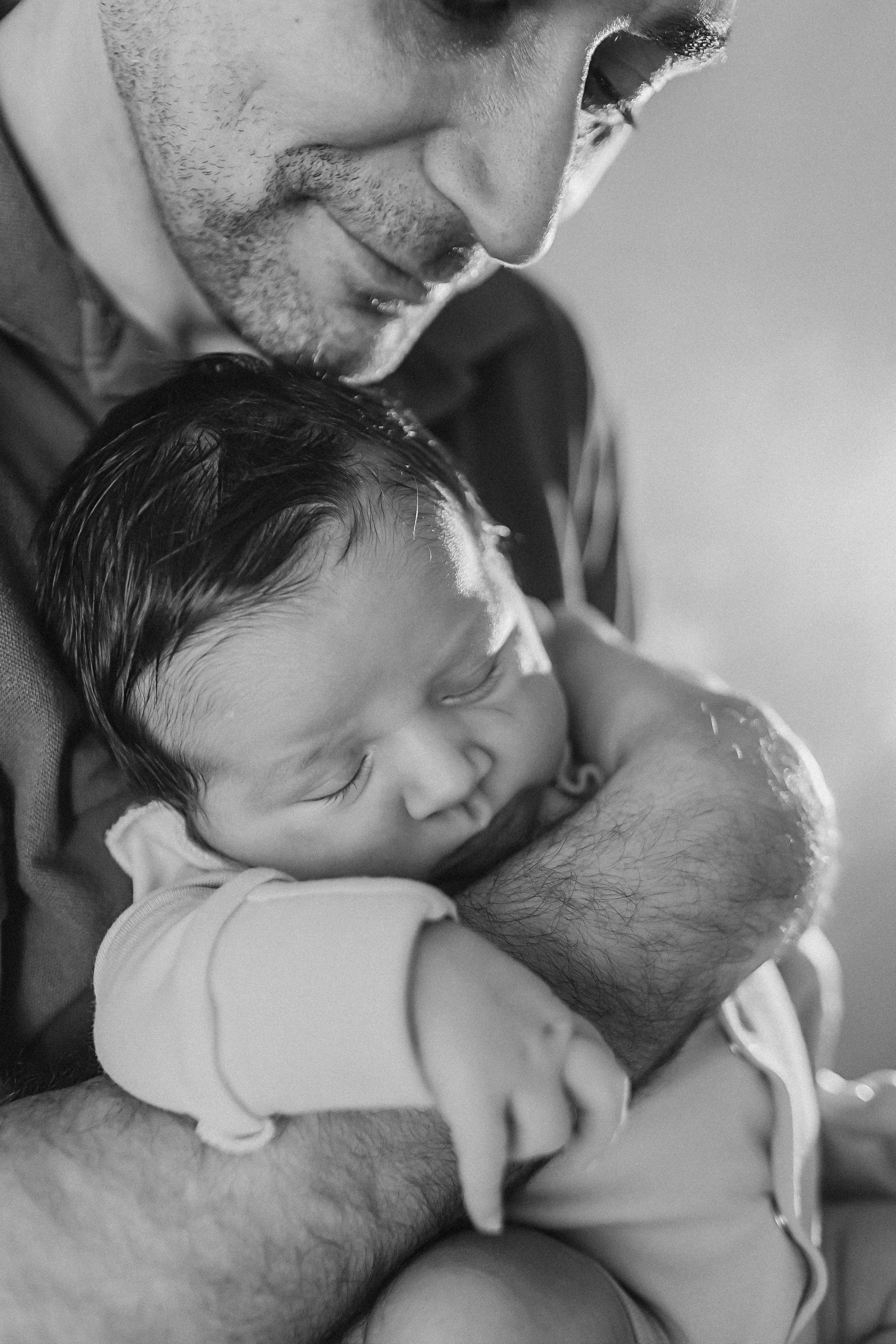 Максим. Семейный фотограф Тюмень, фотограф на роды Салмина Мария