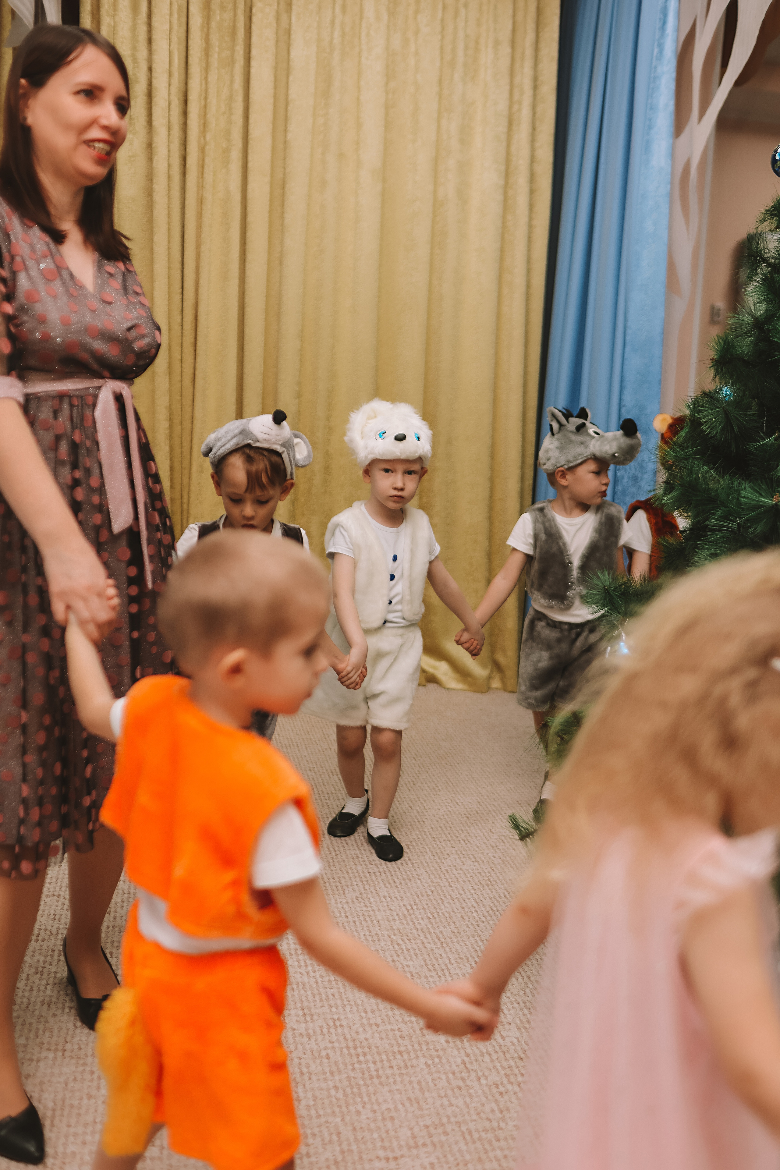 Репортаж новогоднего утренника. Семейный фотограф Тюмень, фотограф на роды Салмина Мария