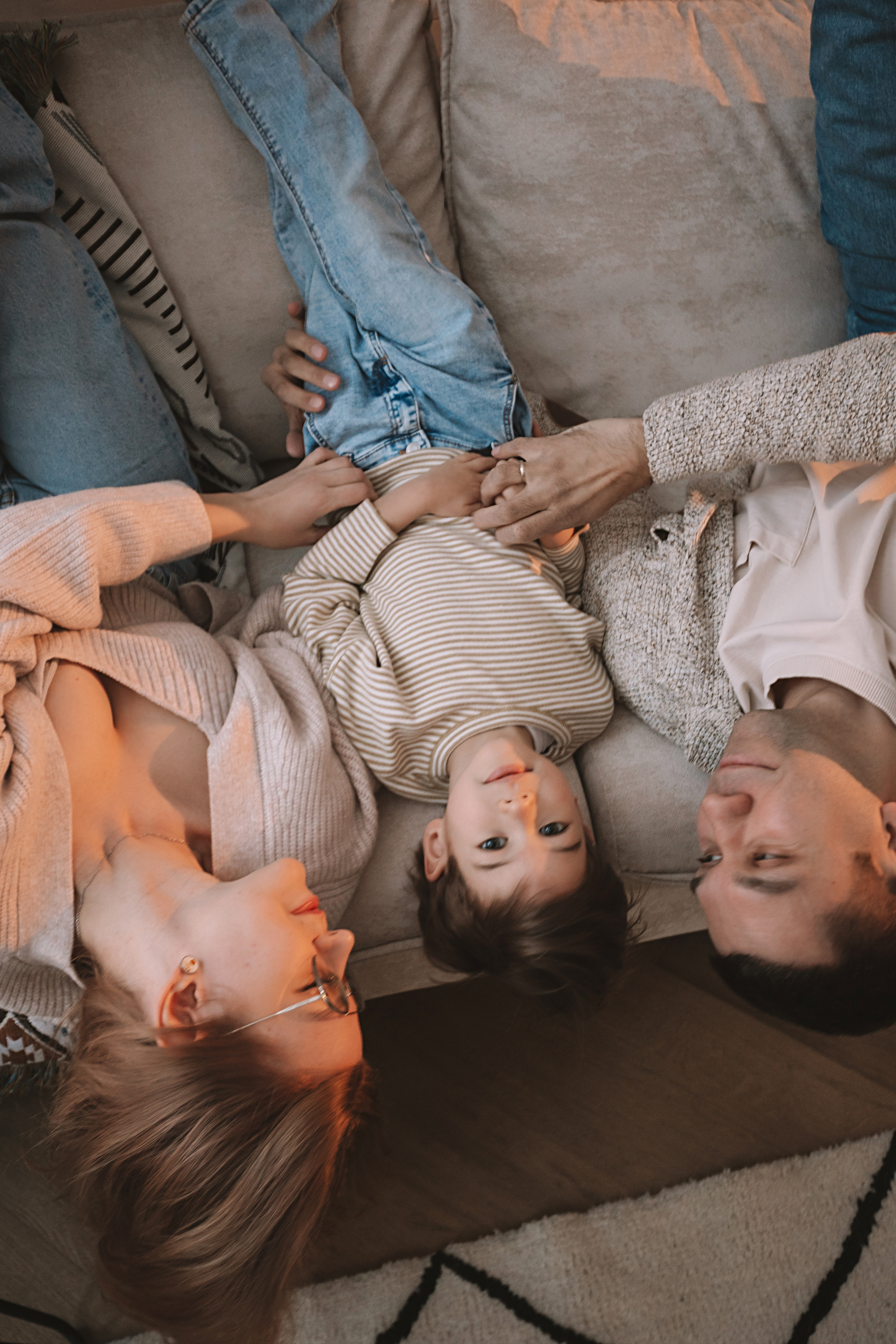 Загородный домик. Семейный фотограф Тюмень, фотограф на роды Салмина Мария