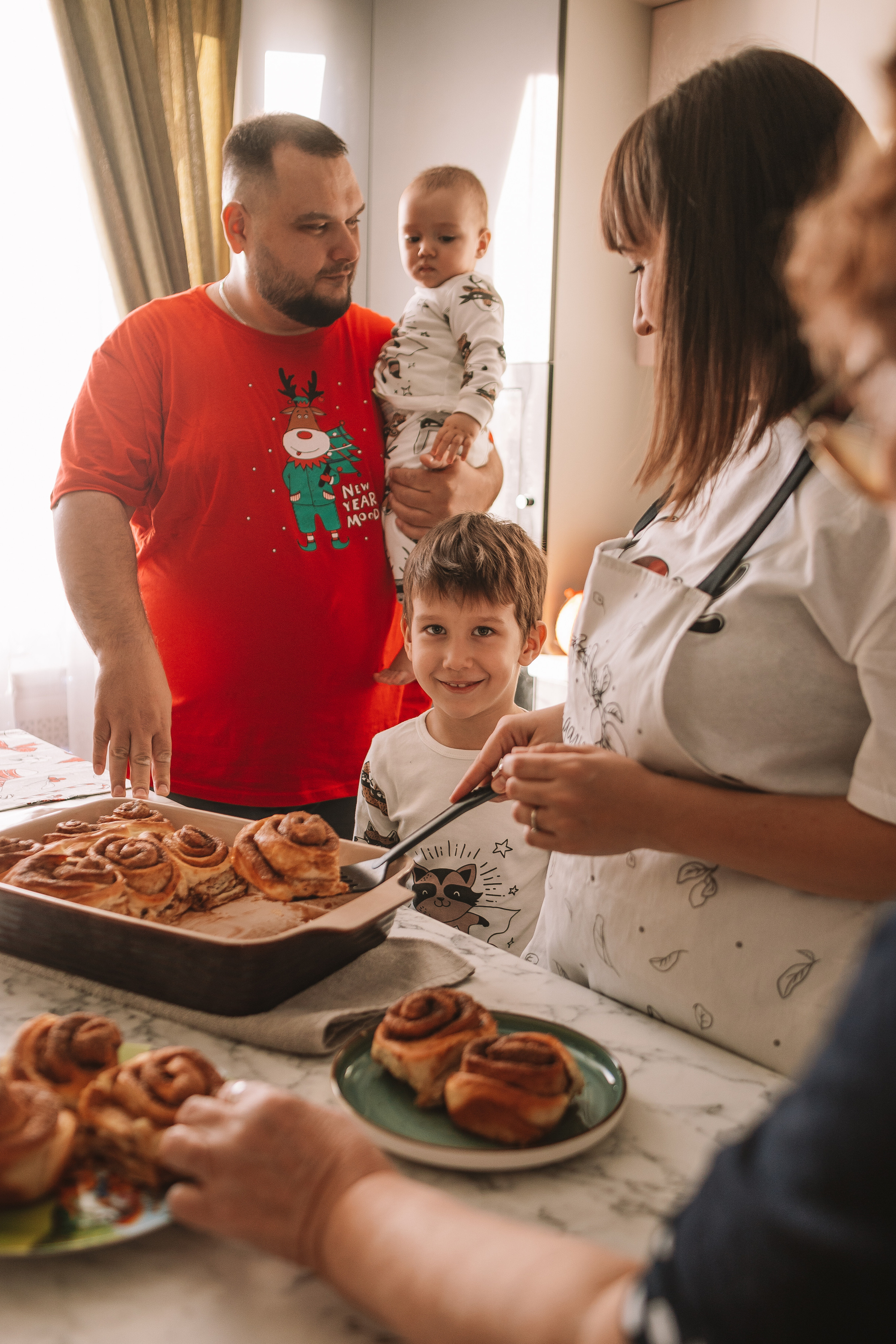 Новогодний Синнабон. Семейный фотограф Тюмень, фотограф на роды Салмина Мария