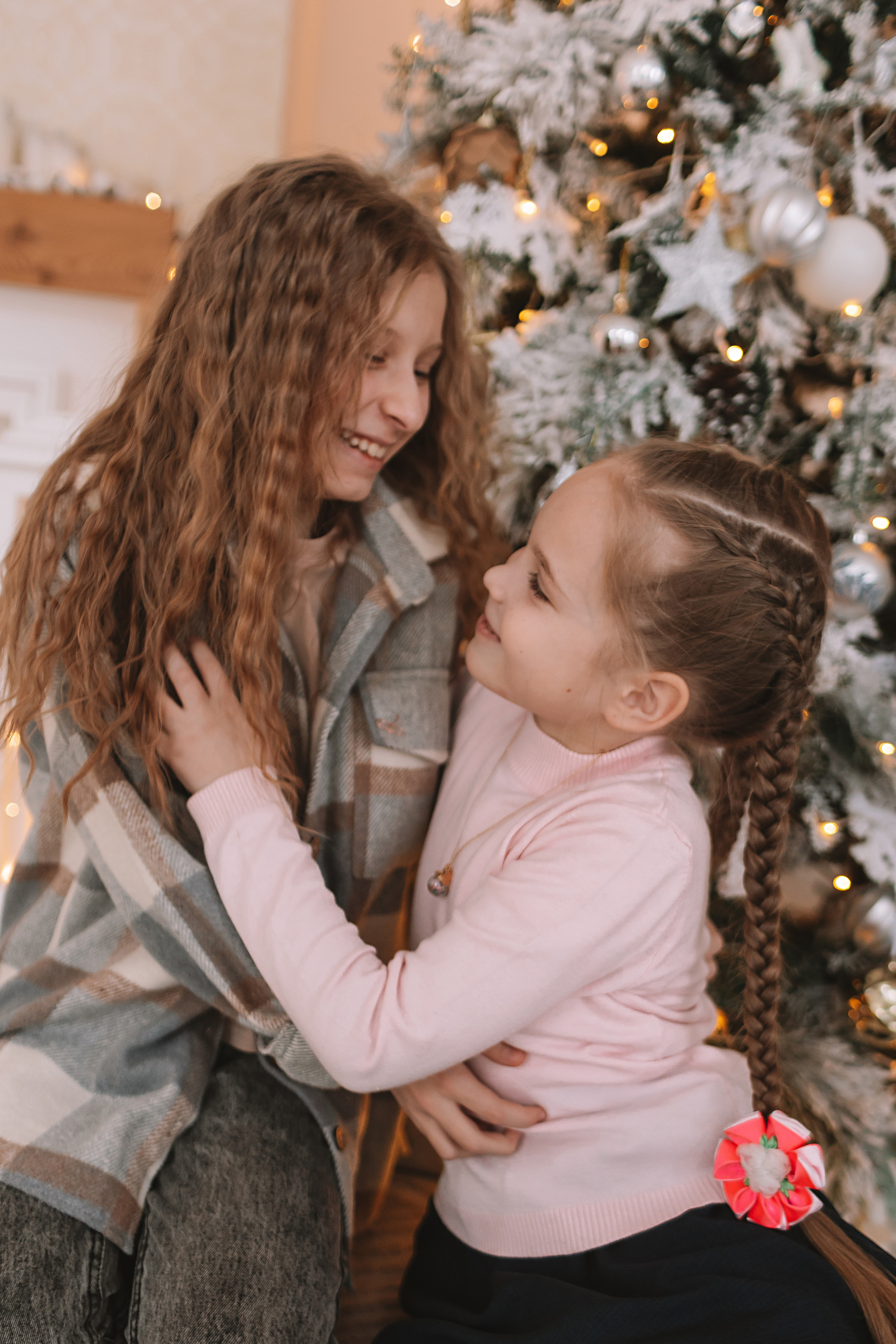 Новогодняя школьная в студии. Семейный фотограф Тюмень, фотограф на роды Салмина Мария