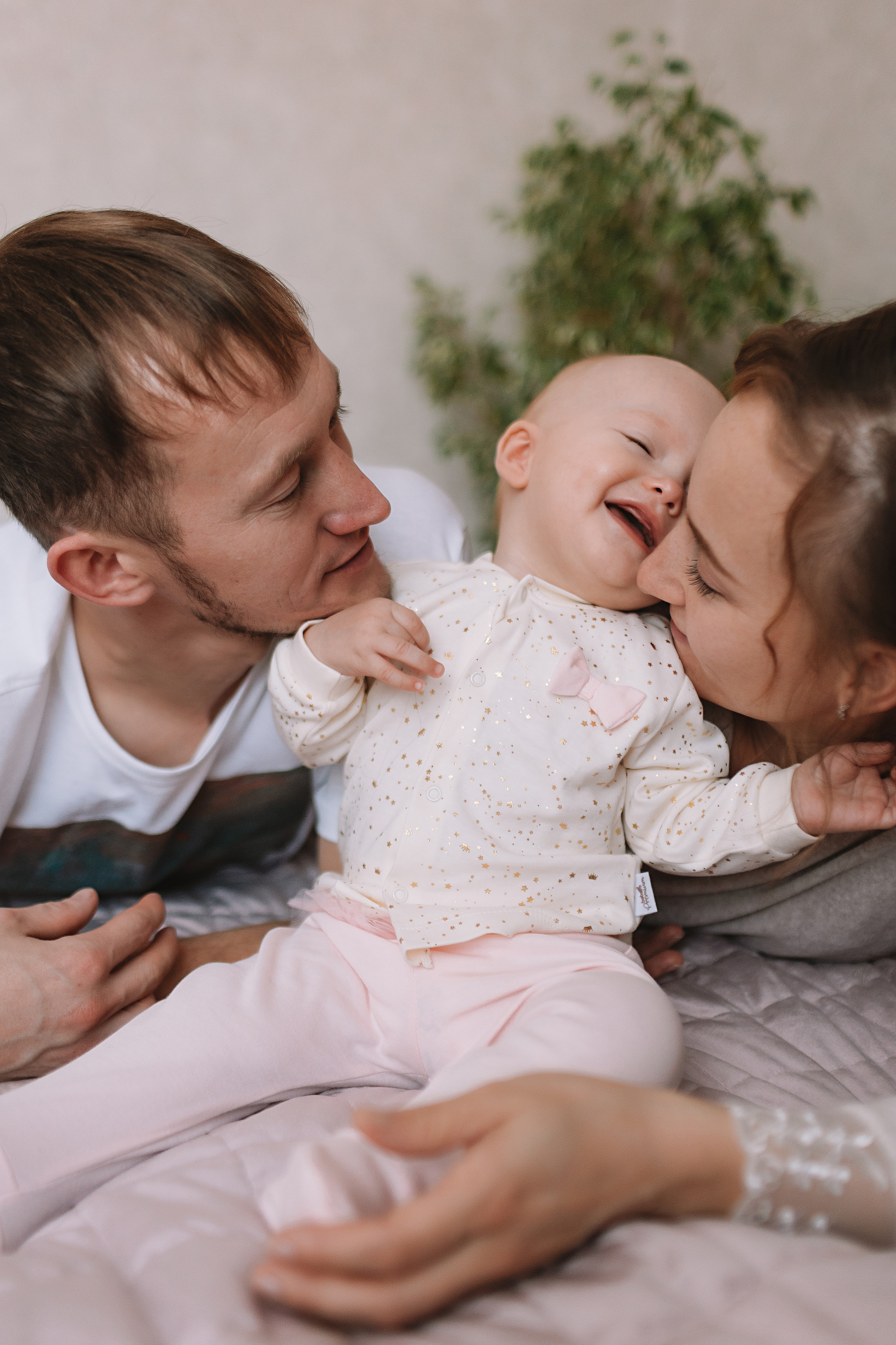 Большая семья (17 человек в частном доме, 2 часа). Семейный фотограф Тюмень, фотограф на роды Салмина Мария