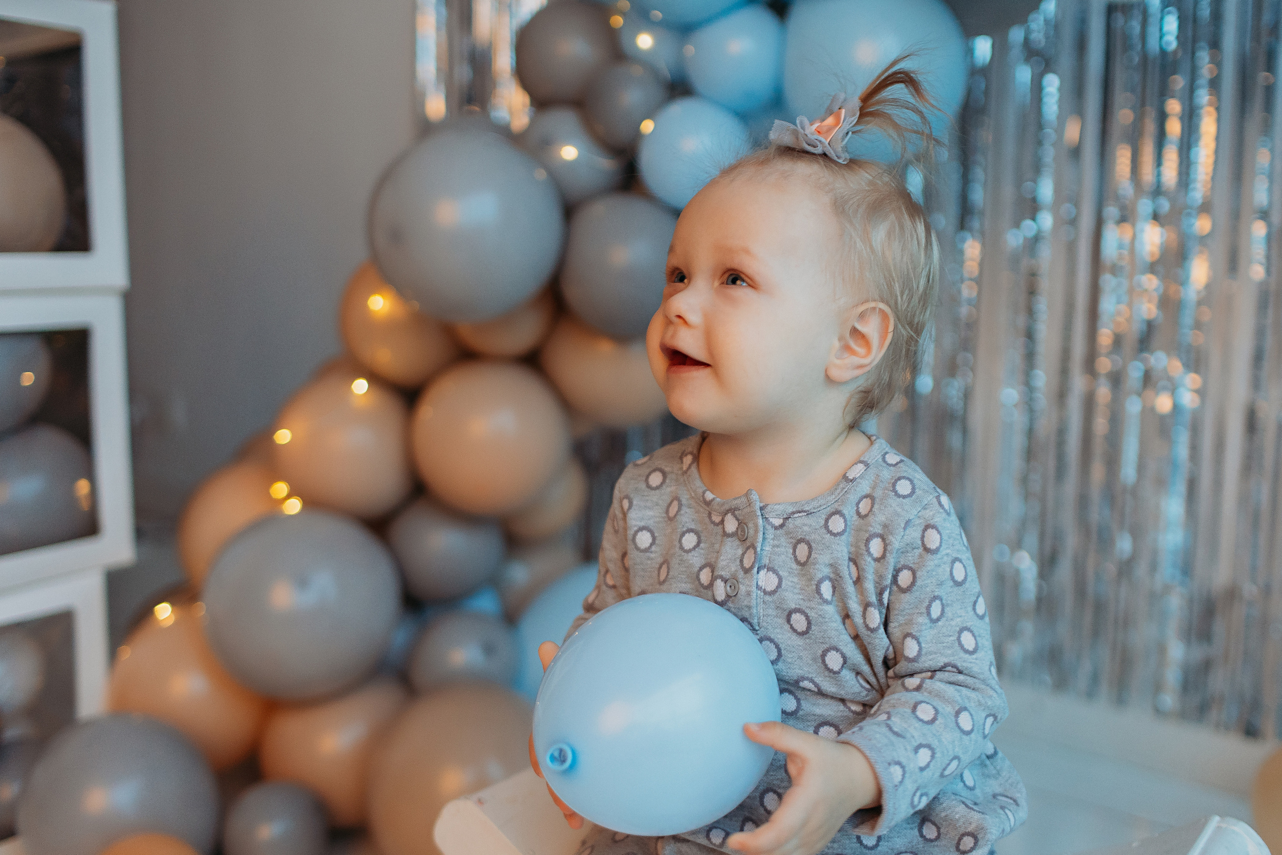 Годик в ВВ студио. Семейный фотограф Тюмень, фотограф на роды Салмина Мария