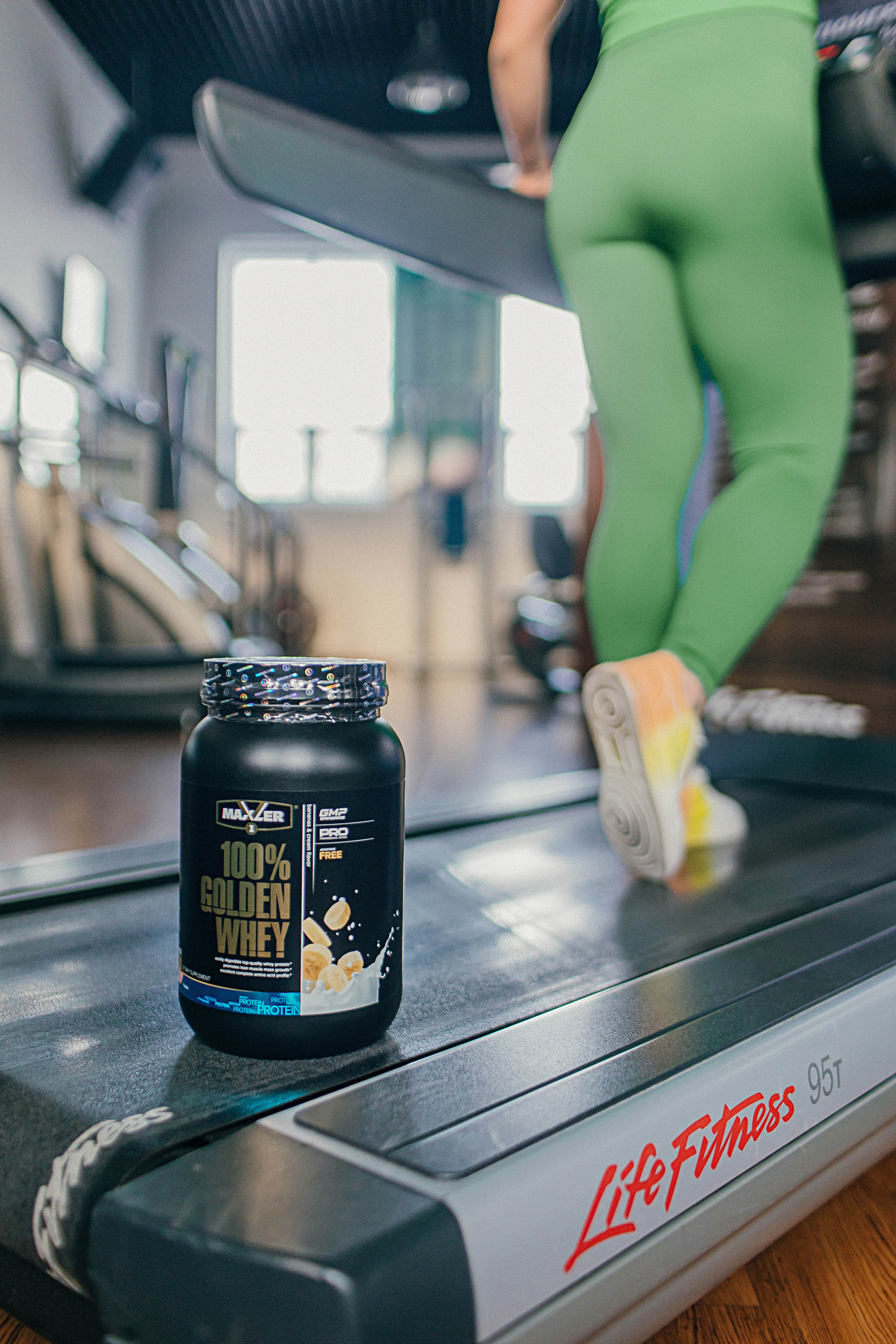 Бар спортивного питания. Семейный фотограф Тюмень, фотограф на роды Салмина Мария