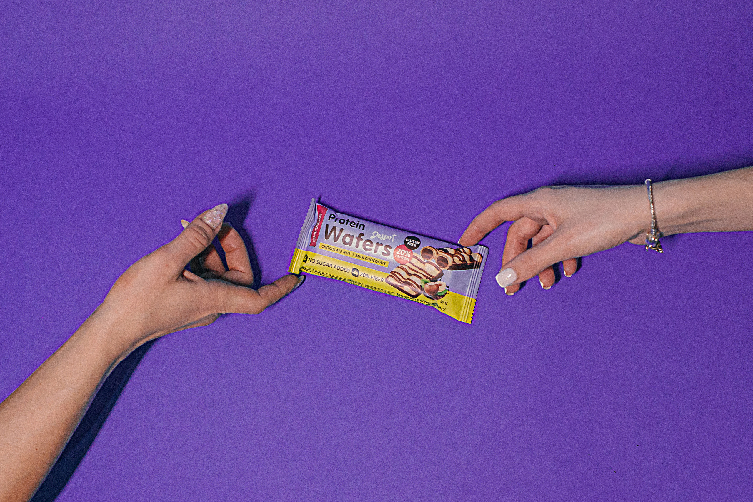 Бар спортивного питания. Семейный фотограф Тюмень, фотограф на роды Салмина Мария