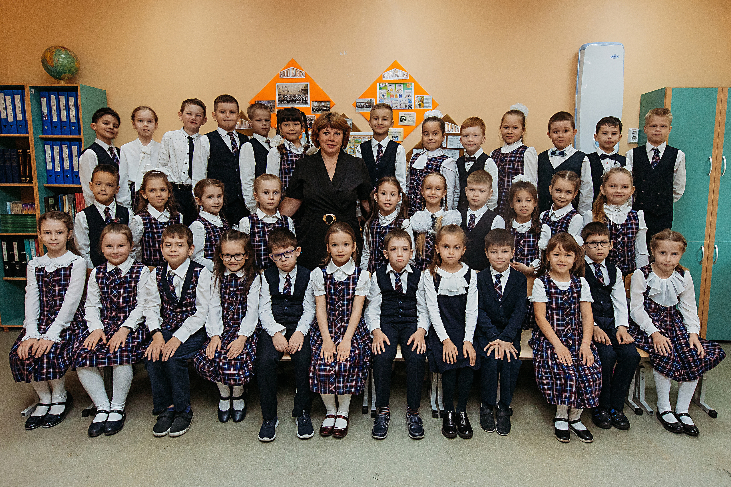 Общее+портреты школа. Семейный фотограф Тюмень, фотограф на роды Салмина Мария