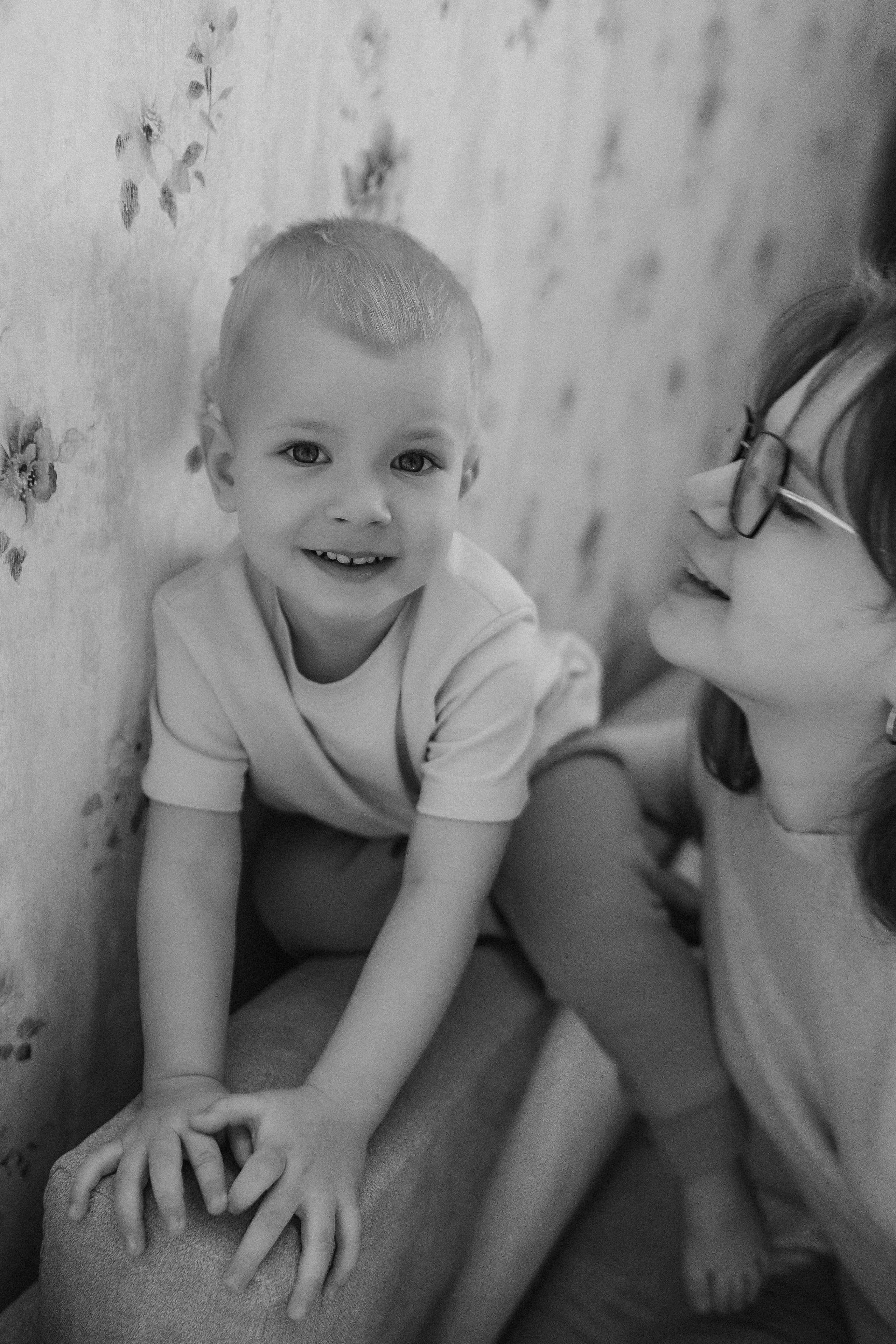Очень активный Лев. Семейный фотограф Тюмень, фотограф на роды Салмина Мария