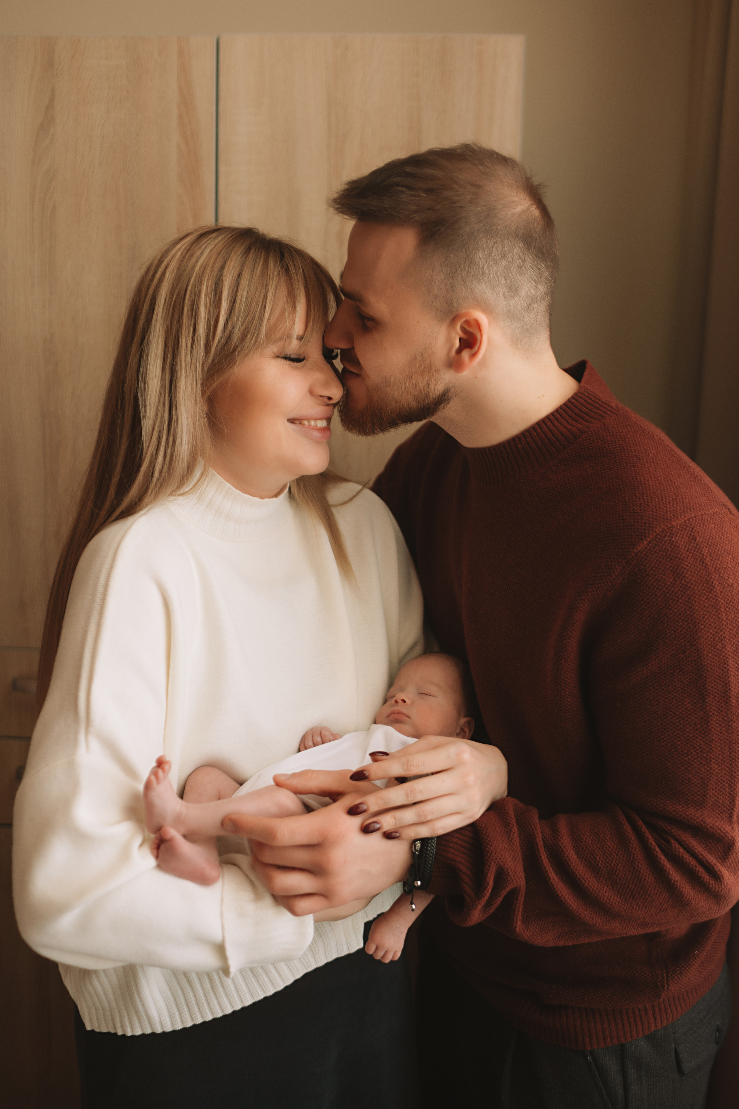 Выписка Мать и Дитя. Семейный фотограф Тюмень, фотограф на роды Салмина Мария