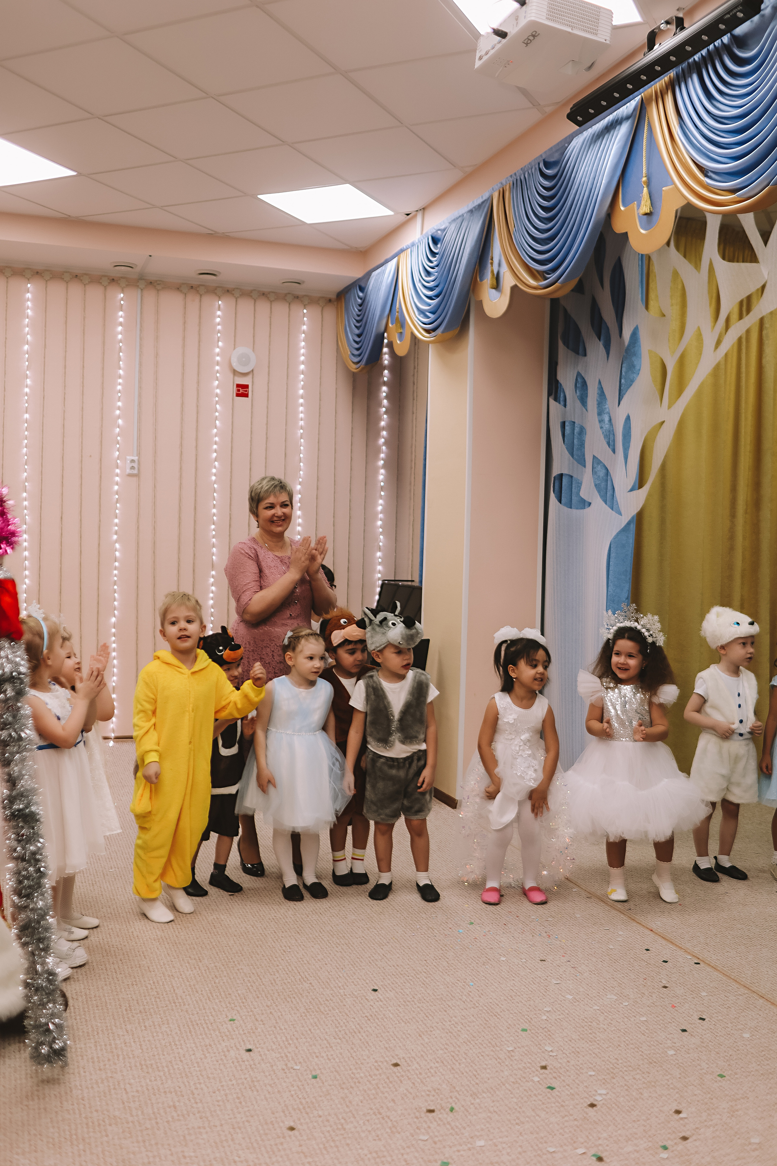 Репортаж новогоднего утренника. Семейный фотограф Тюмень, фотограф на роды Салмина Мария