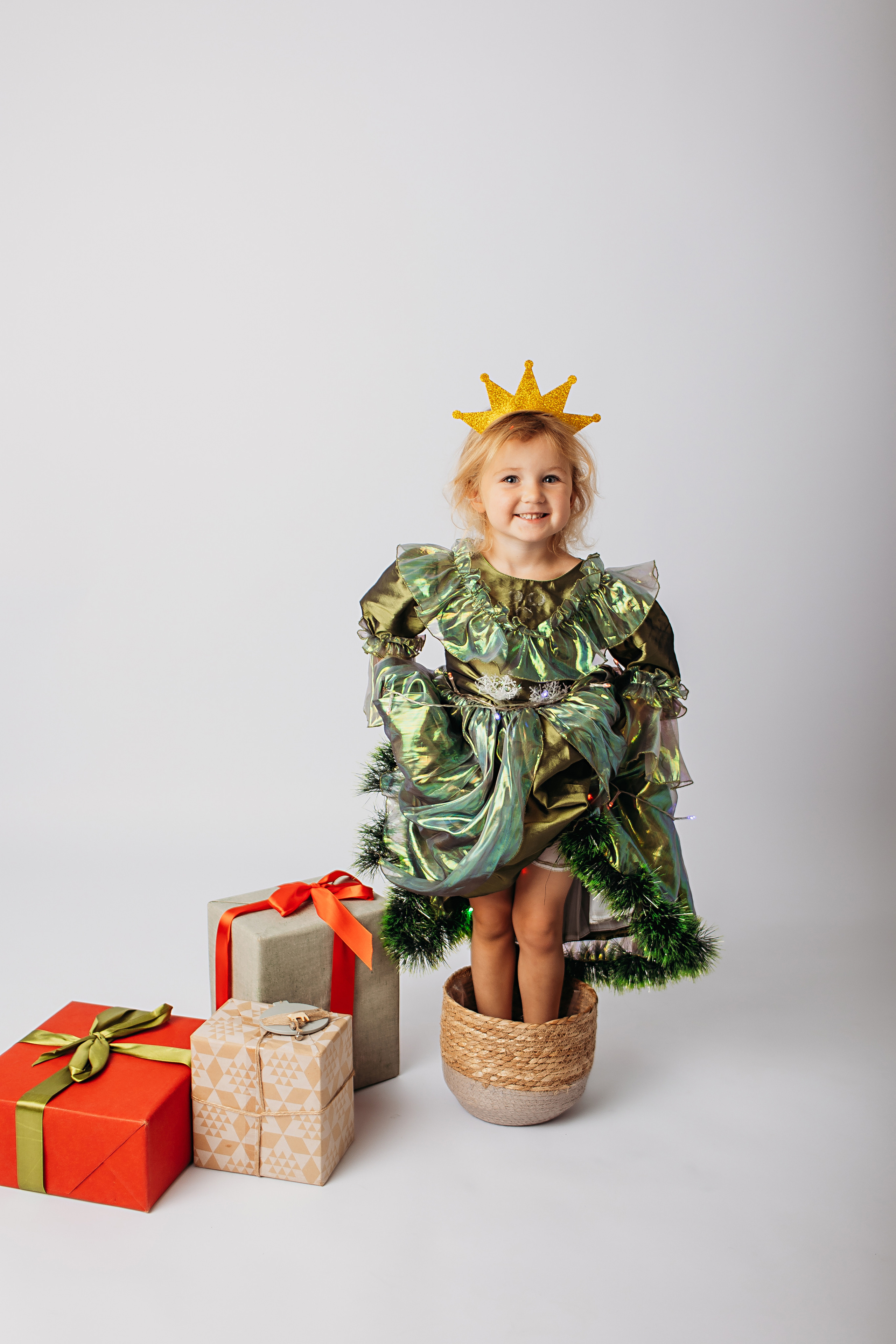 Минимализм 2022-2023. Семейный фотограф Тюмень, фотограф на роды Салмина Мария