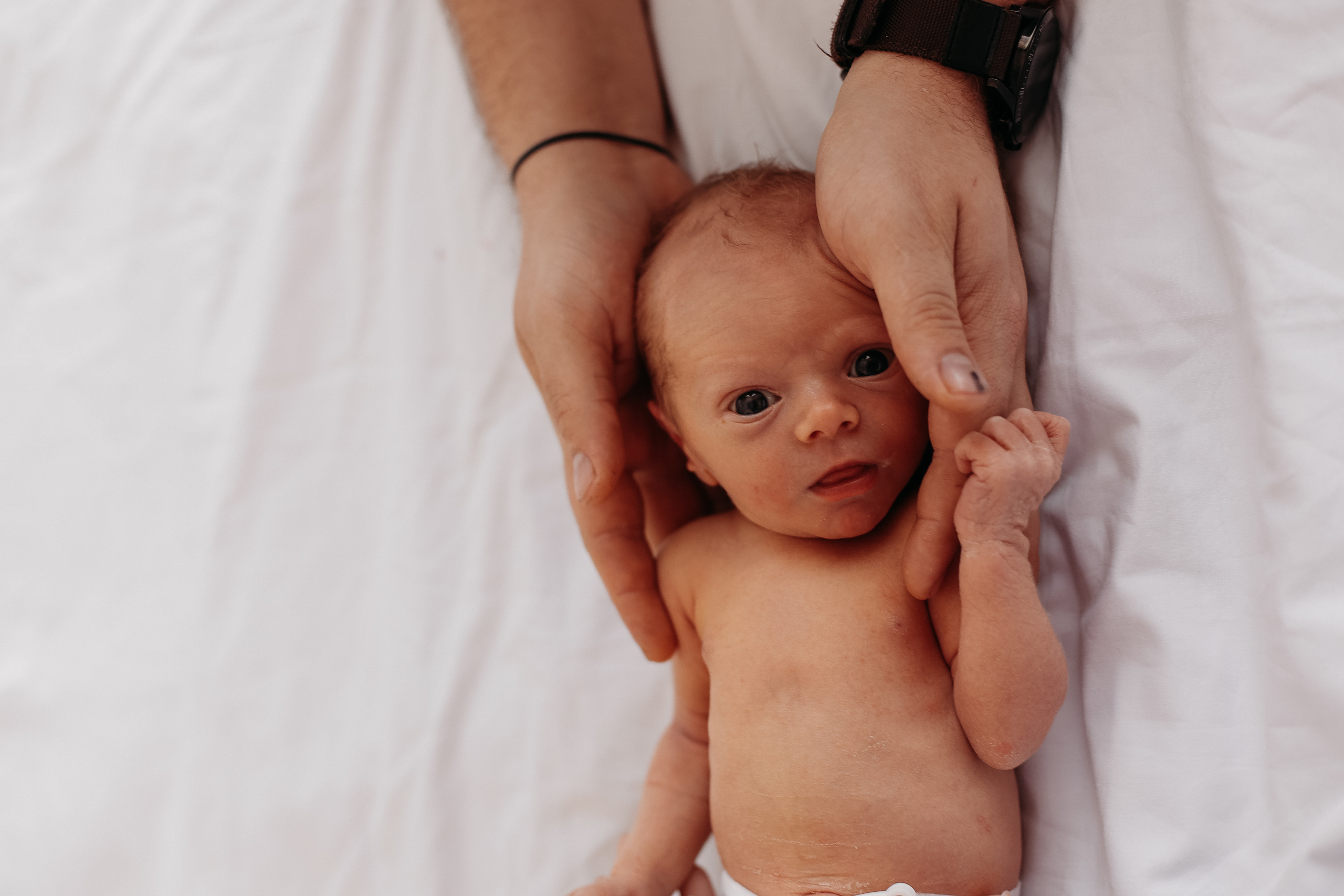 В палате сборный. Семейный фотограф Тюмень, фотограф на роды Салмина Мария