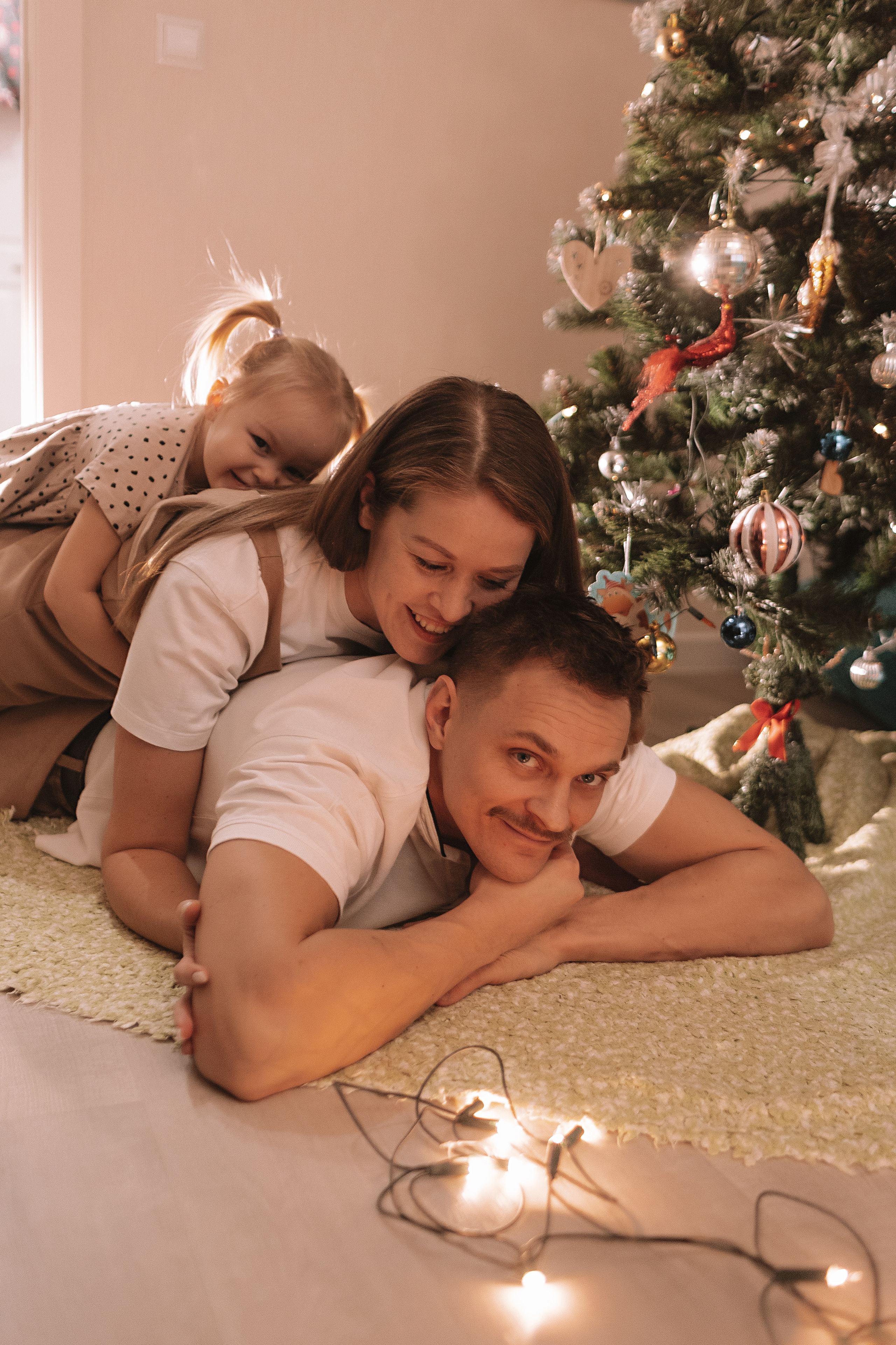 Новогодняя. Семейный фотограф Тюмень, фотограф на роды Салмина Мария