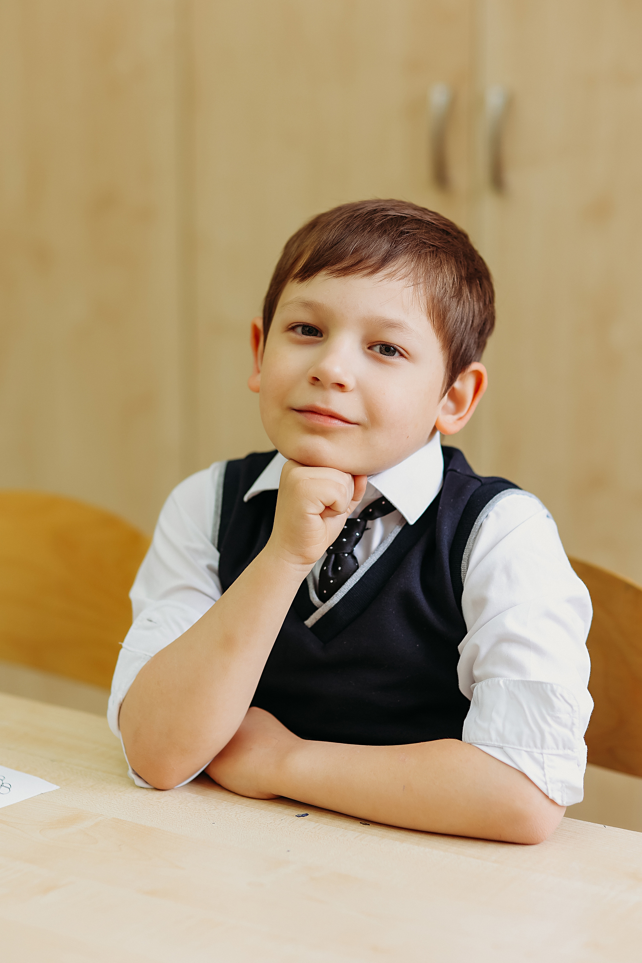 2 класс. Семейный фотограф Тюмень, фотограф на роды Салмина Мария