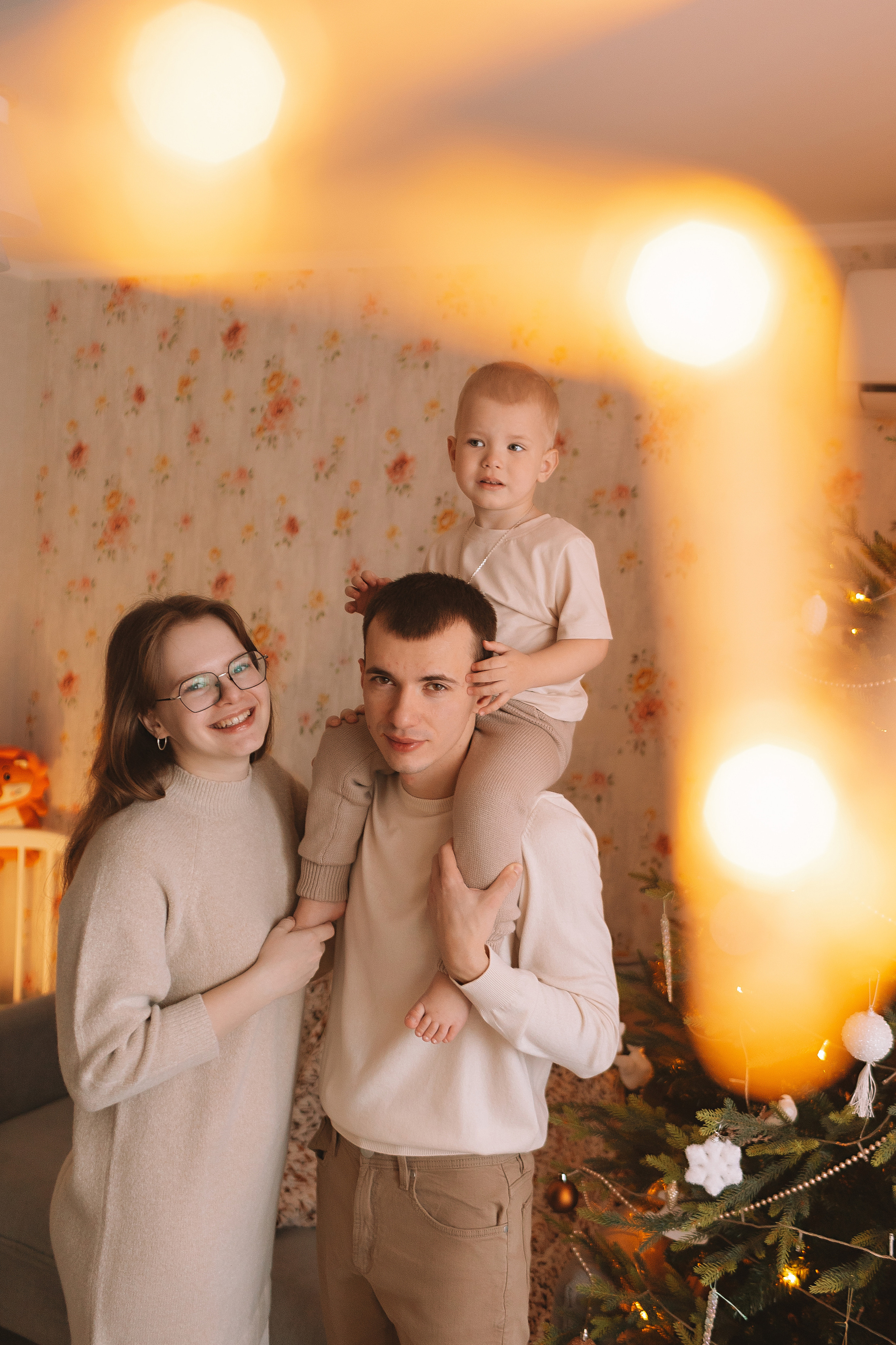 Очень активный Лев. Семейный фотограф Тюмень, фотограф на роды Салмина Мария