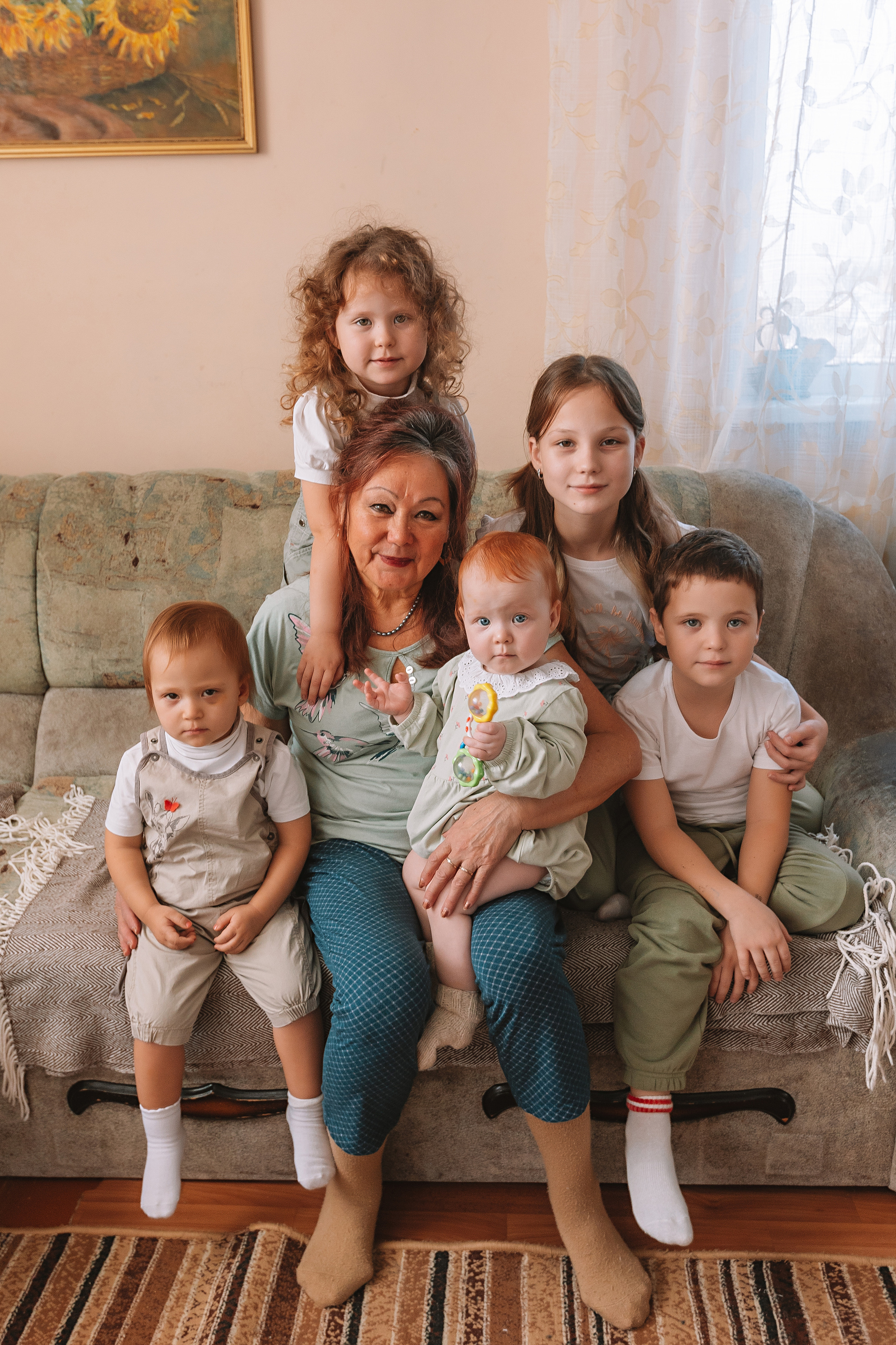 Большая семья (17 человек в частном доме, 2 часа). Семейный фотограф Тюмень, фотограф на роды Салмина Мария