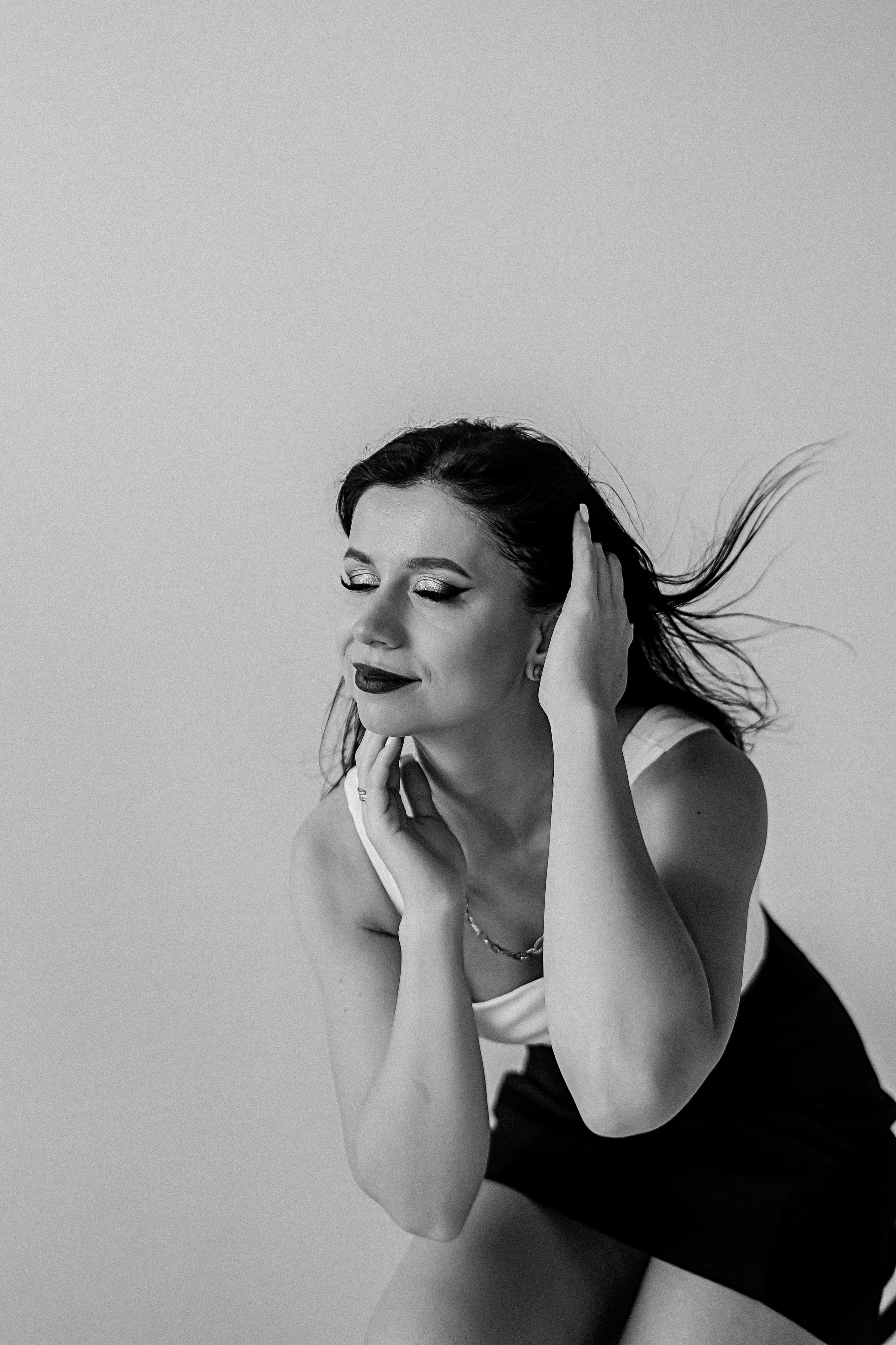 Руководитель студий красоты, студия Белая. Семейный фотограф Тюмень, фотограф на роды Салмина Мария