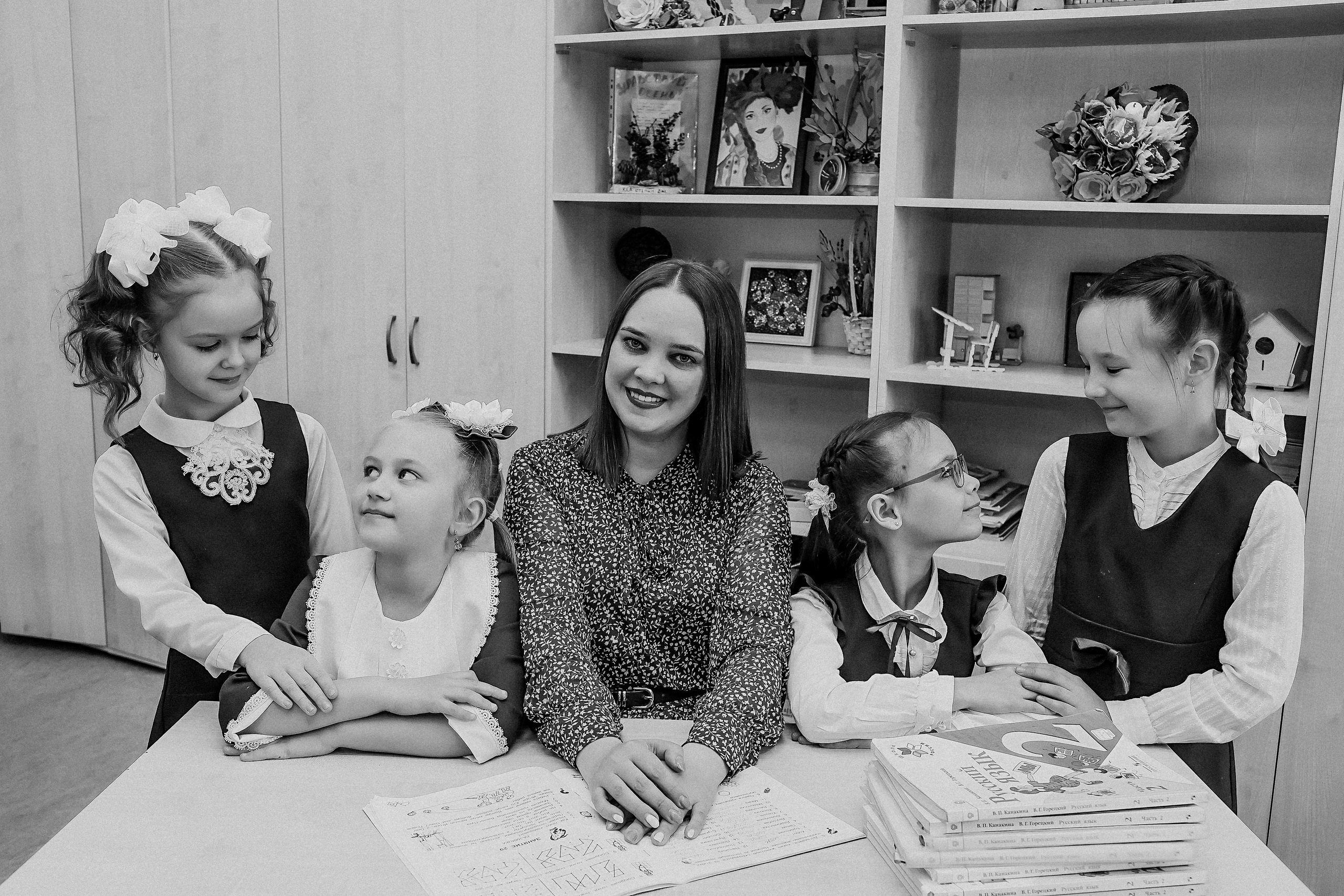 2 класс. Семейный фотограф Тюмень, фотограф на роды Салмина Мария