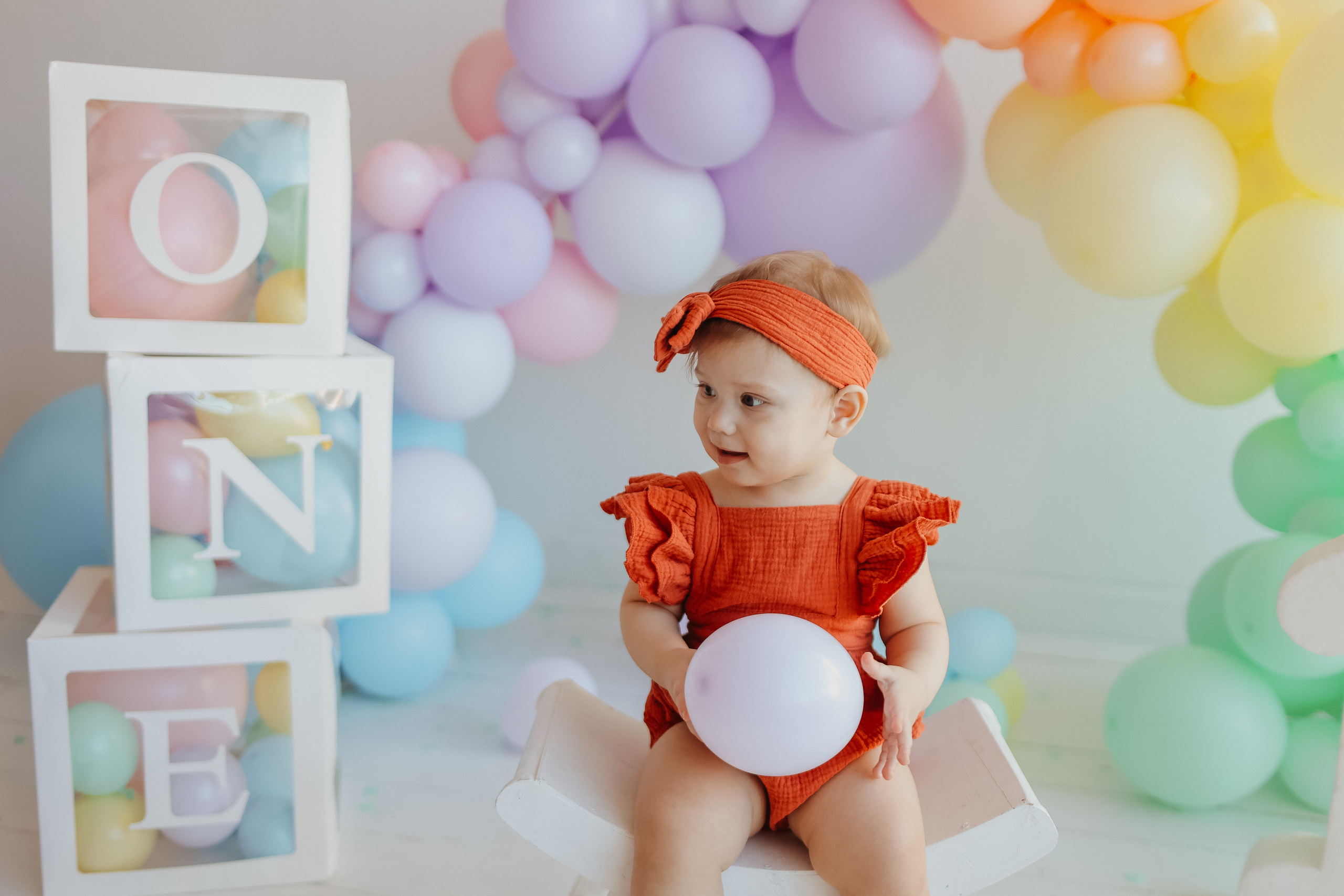 Годик в ВВ студио. Семейный фотограф Тюмень, фотограф на роды Салмина Мария