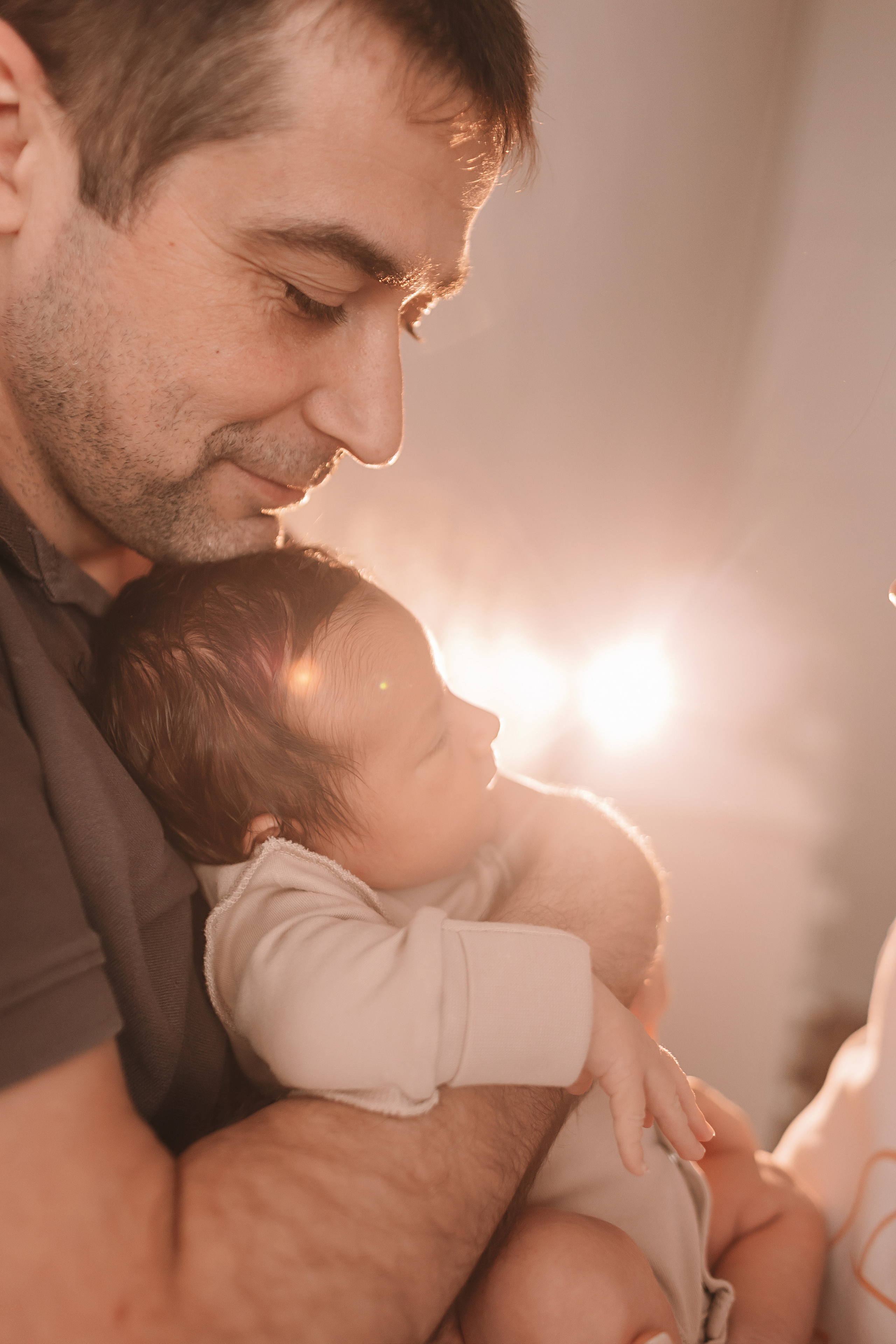 Максим. Семейный фотограф Тюмень, фотограф на роды Салмина Мария