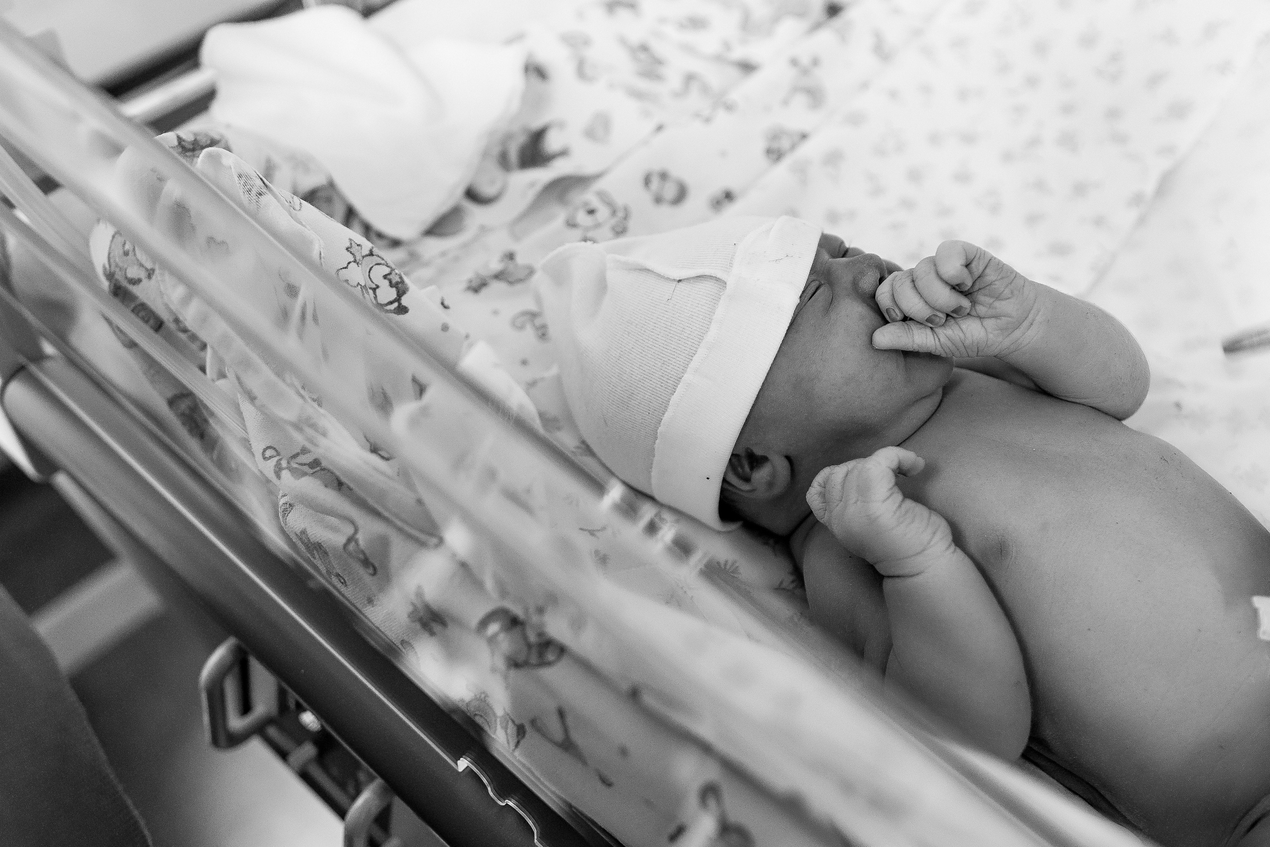 Мать и Дитя. Семейный фотограф Тюмень, фотограф на роды Салмина Мария